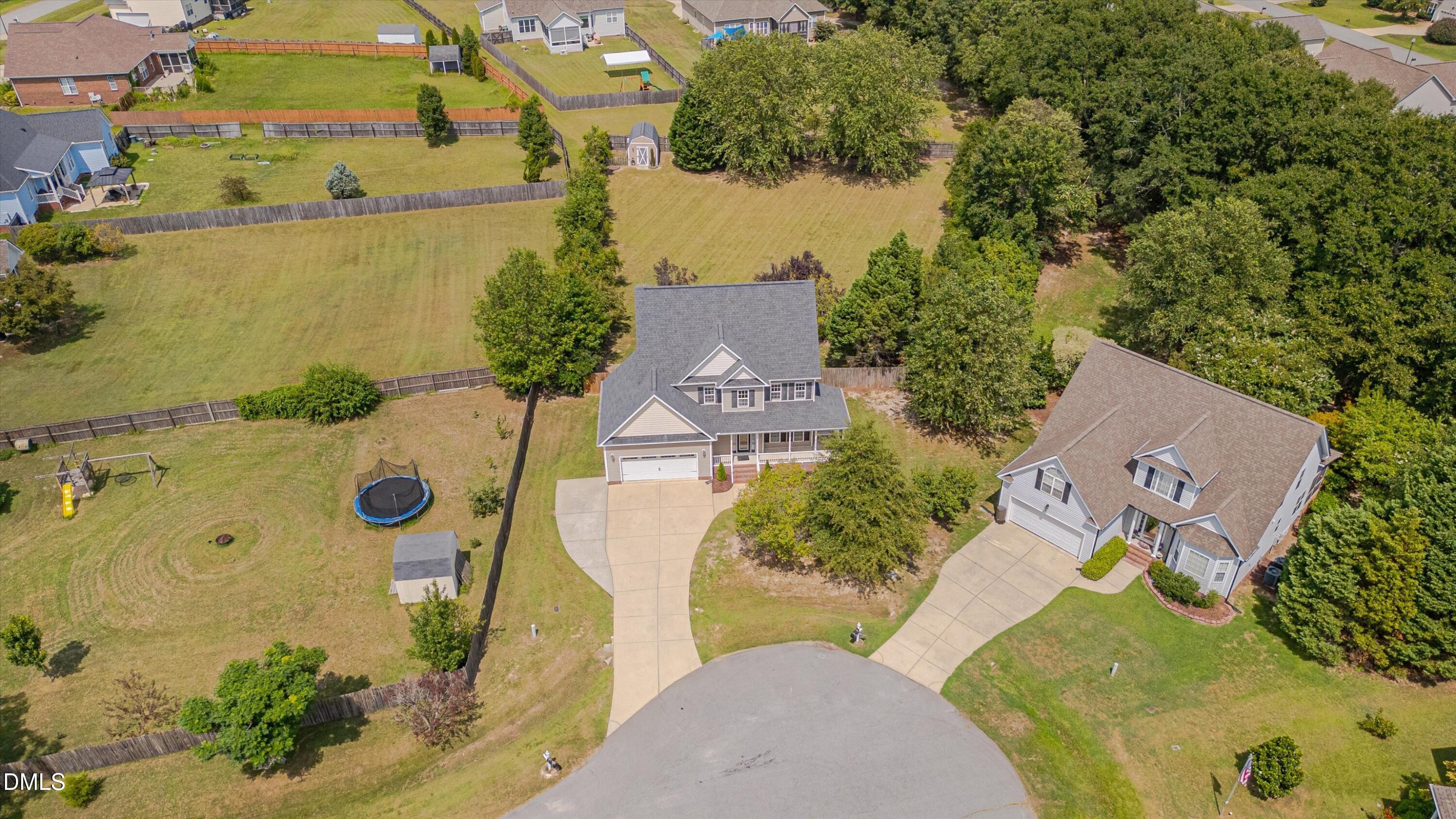 8104 Hartwood Glen Circle Property Photo 2