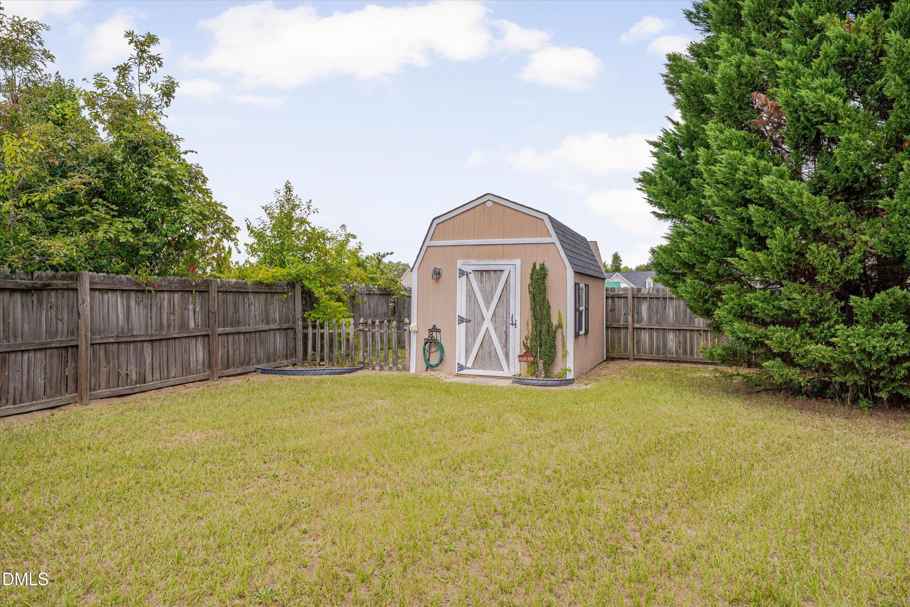 8104 Hartwood Glen Circle Property Photo 23