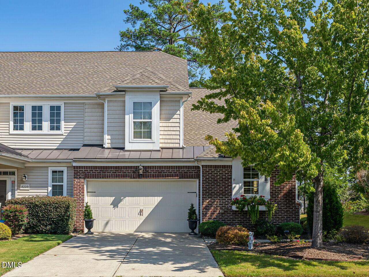 8211 Yaxley Hall Drive Property Photo 1