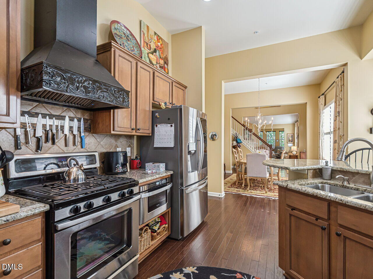 8211 Yaxley Hall Drive Property Photo 11