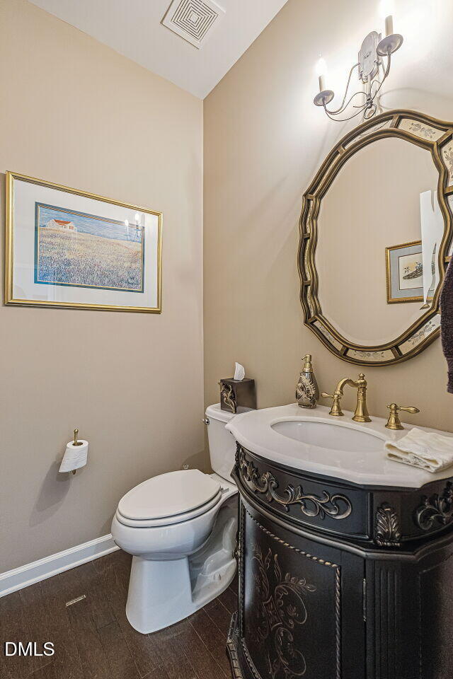 8211 Yaxley Hall Drive Property Photo 16