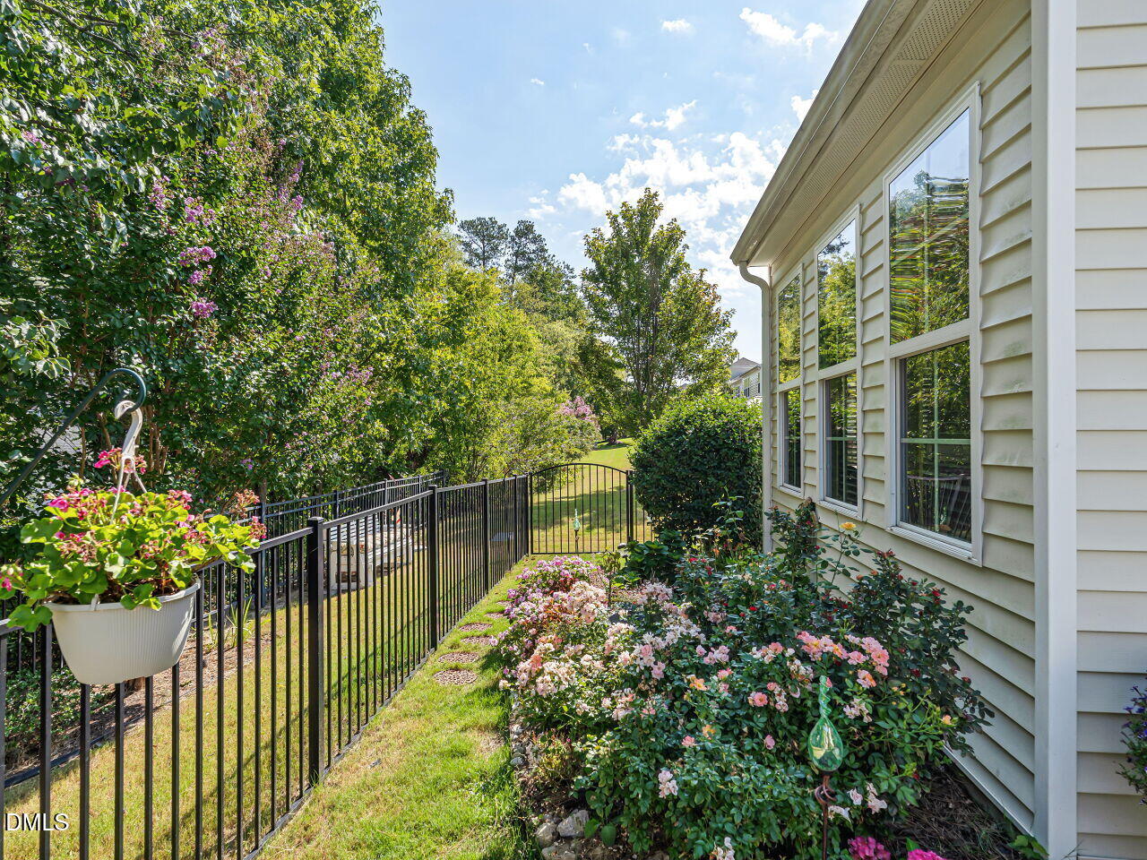 8211 Yaxley Hall Drive Property Photo 29