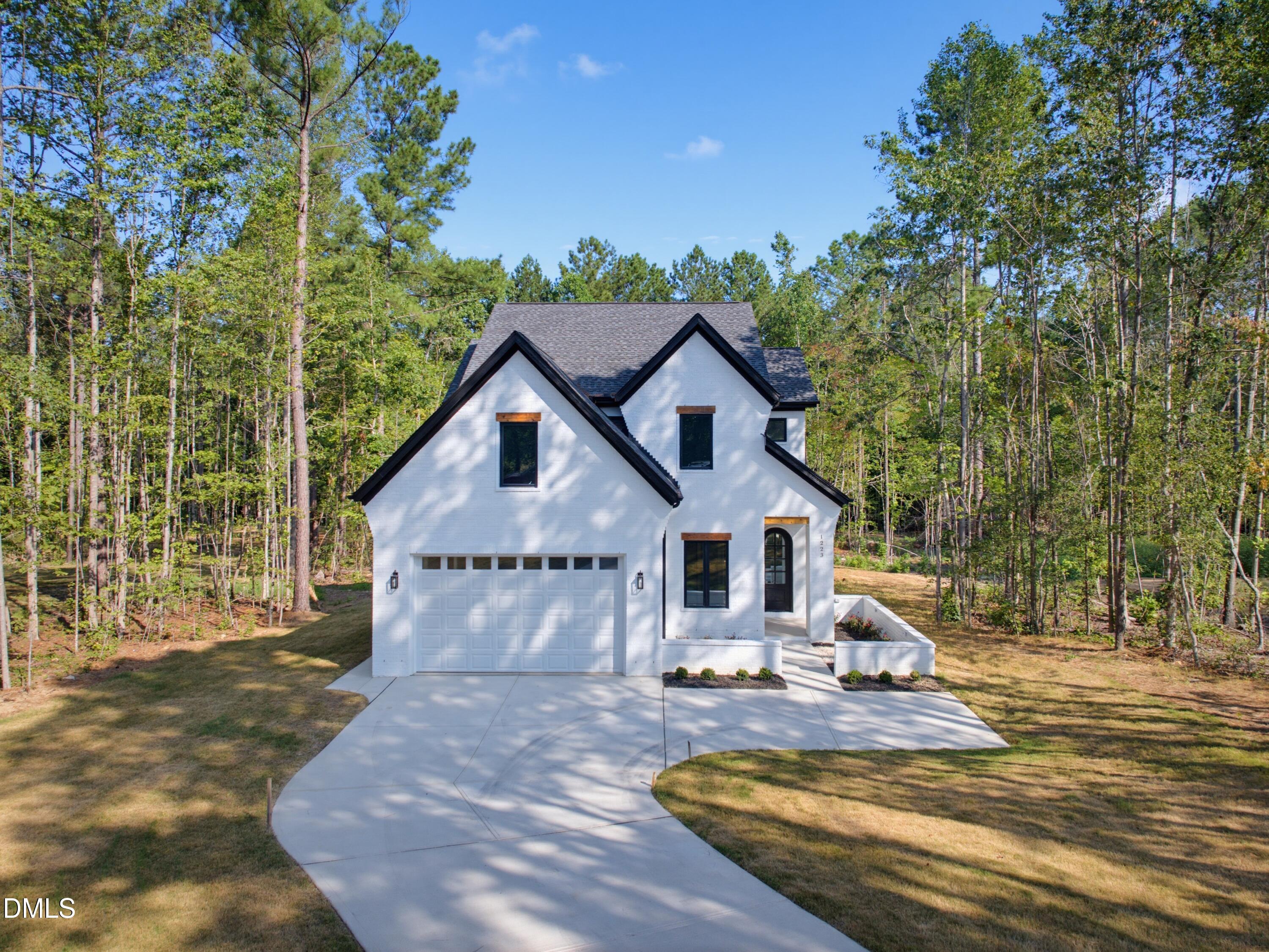 1223 S Big Woods Road Property Photo 1