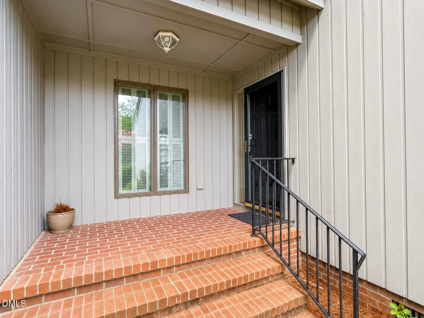 2506 Woodwind Drive Property Photo 3