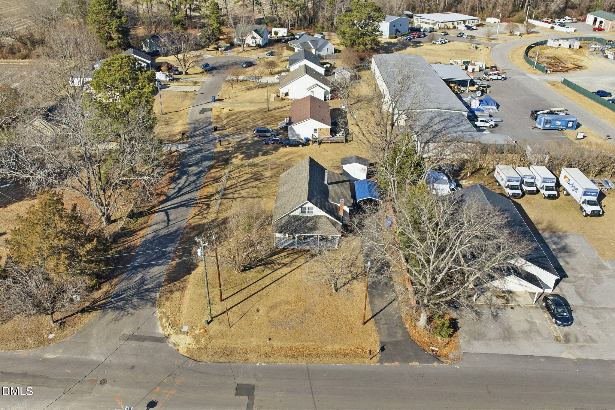 658 W Church Street Property Photo 5