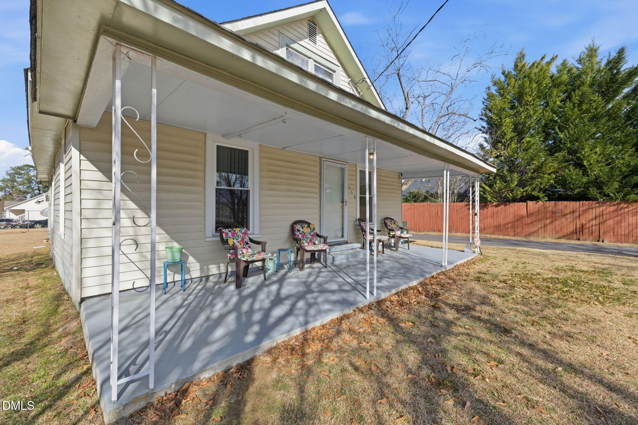 658 W Church Street Property Photo 7