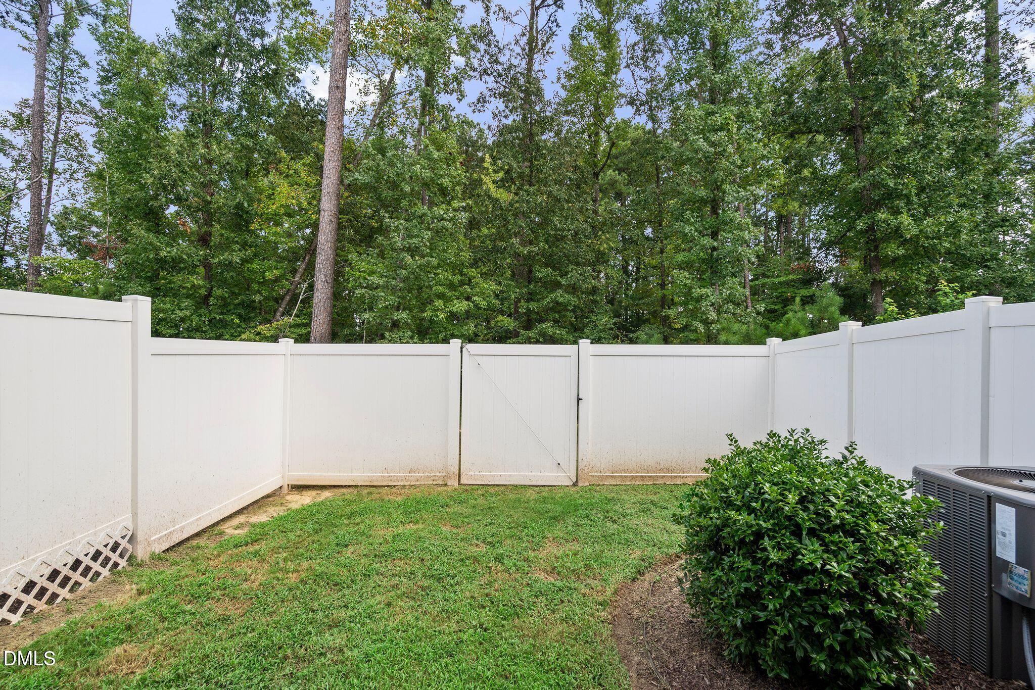 12 E Willow Trace Way Property Photo 4