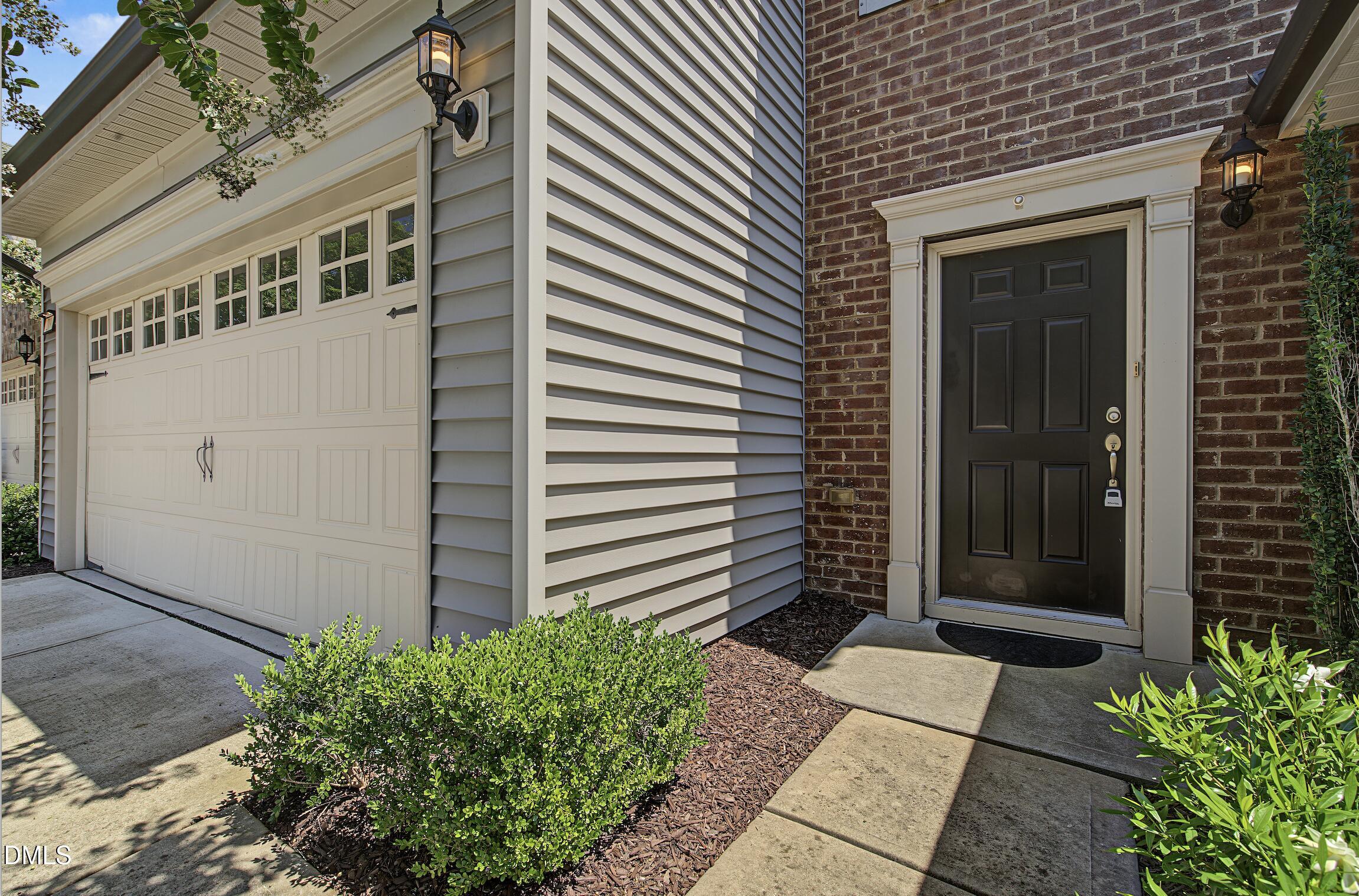 219 Lynchwick Lane Property Photo 4