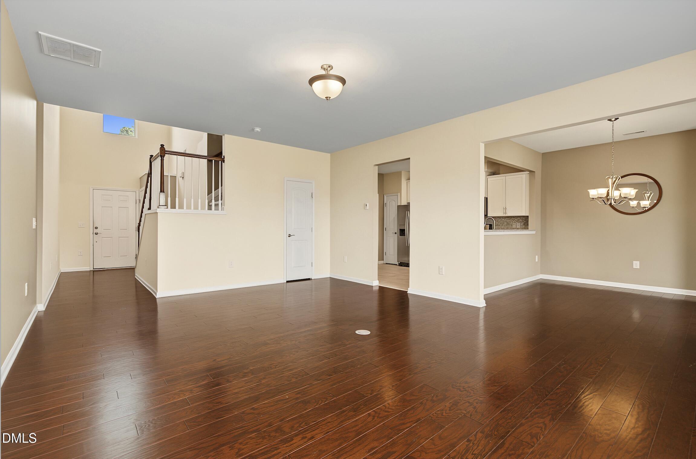 219 Lynchwick Lane Property Photo 7