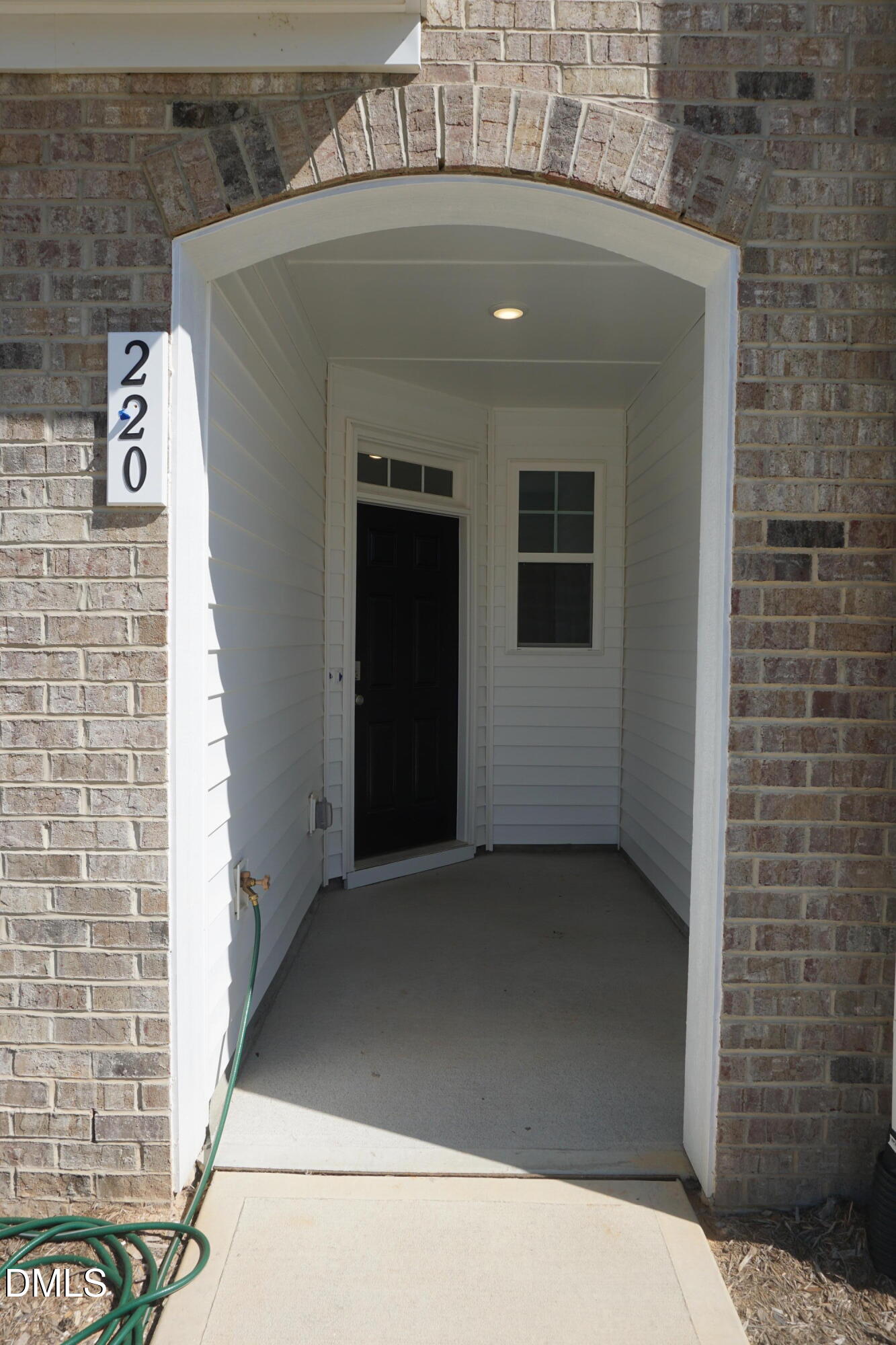 220 Straight Lane Property Photo 1