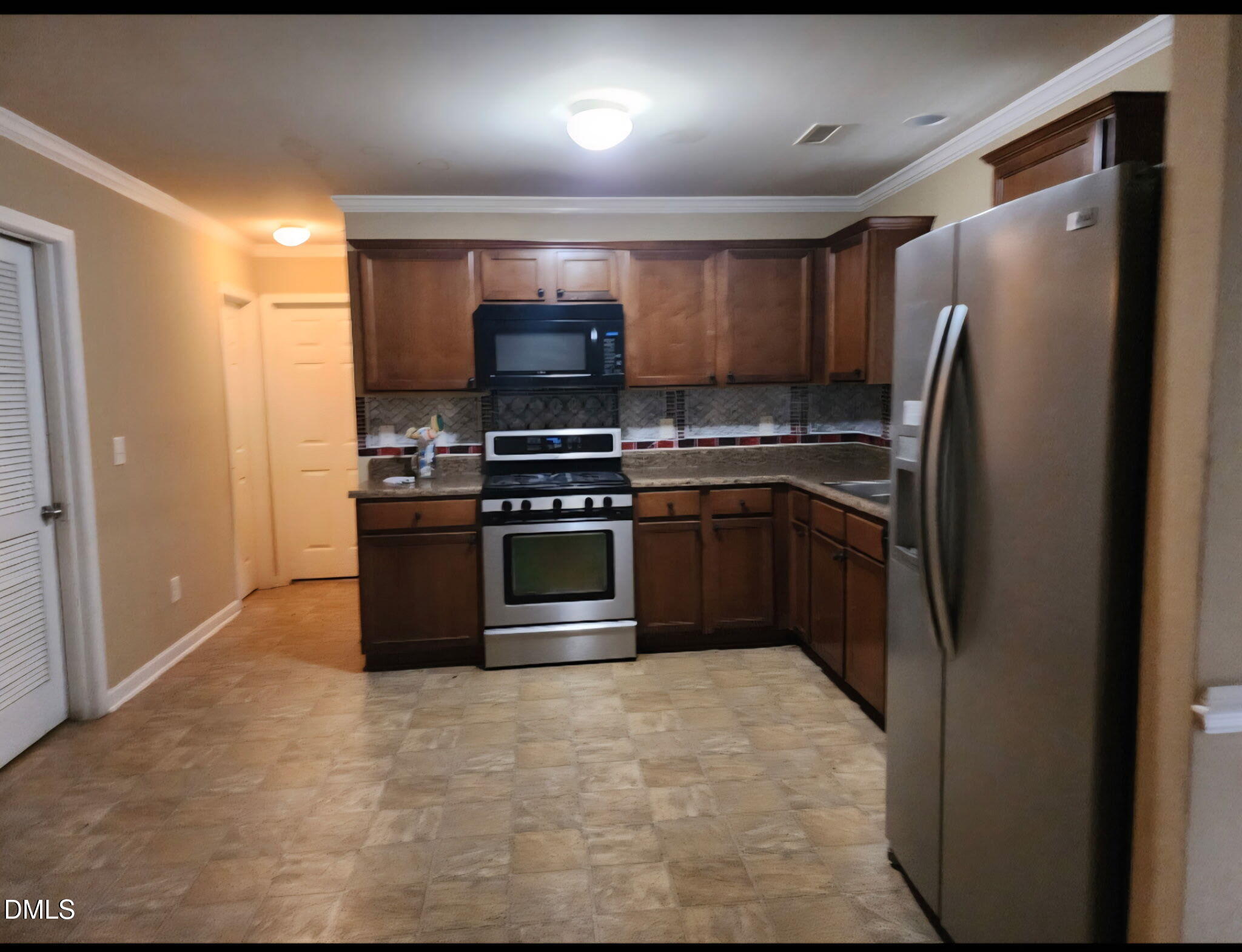 4405 Offshore Drive Property Photo 4