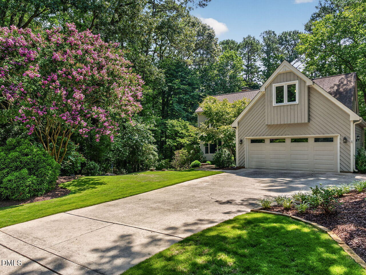7604 Glenharden Drive Property Photo 4