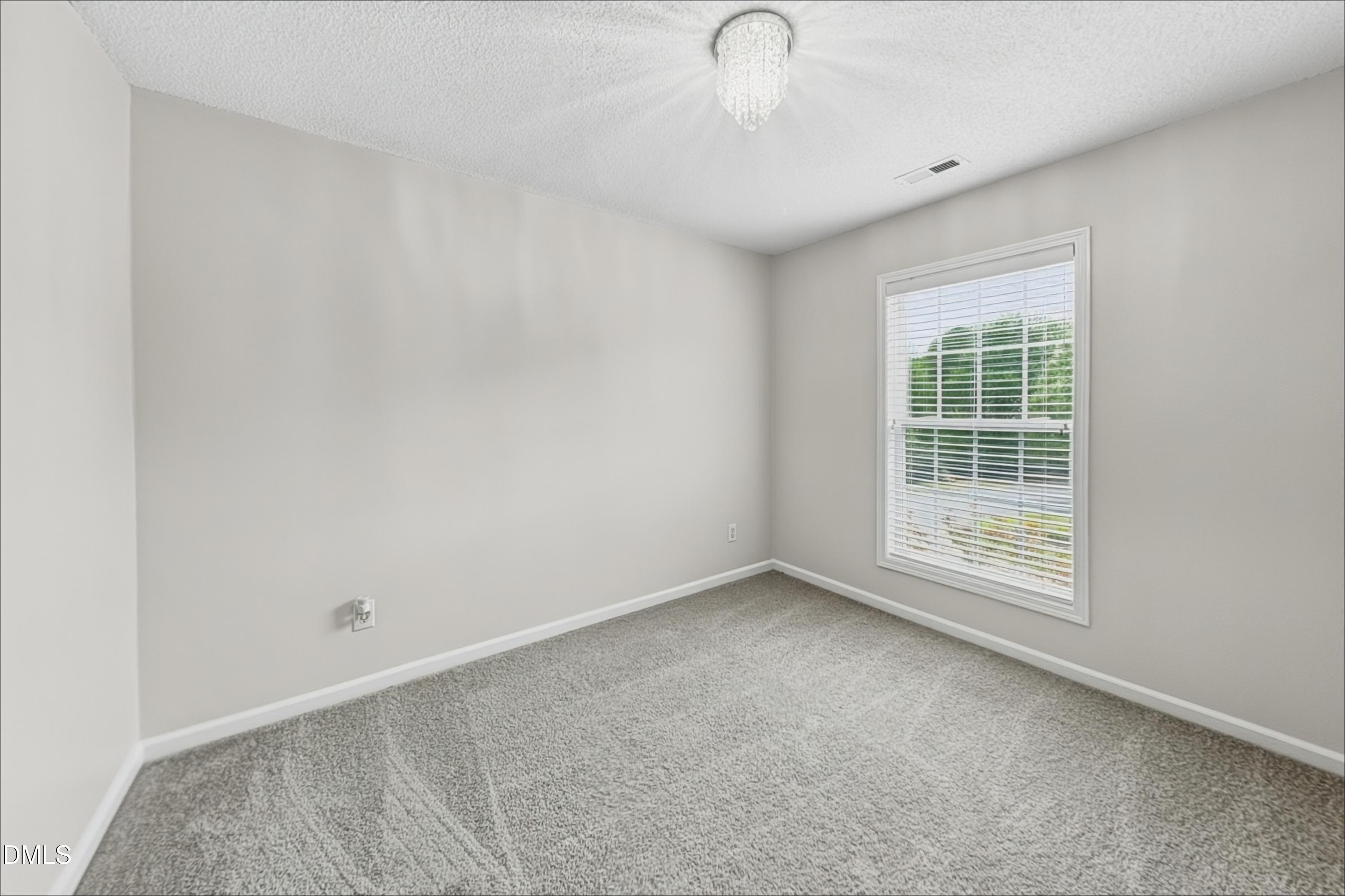 1489 Big Leaf Loop Property Photo 11