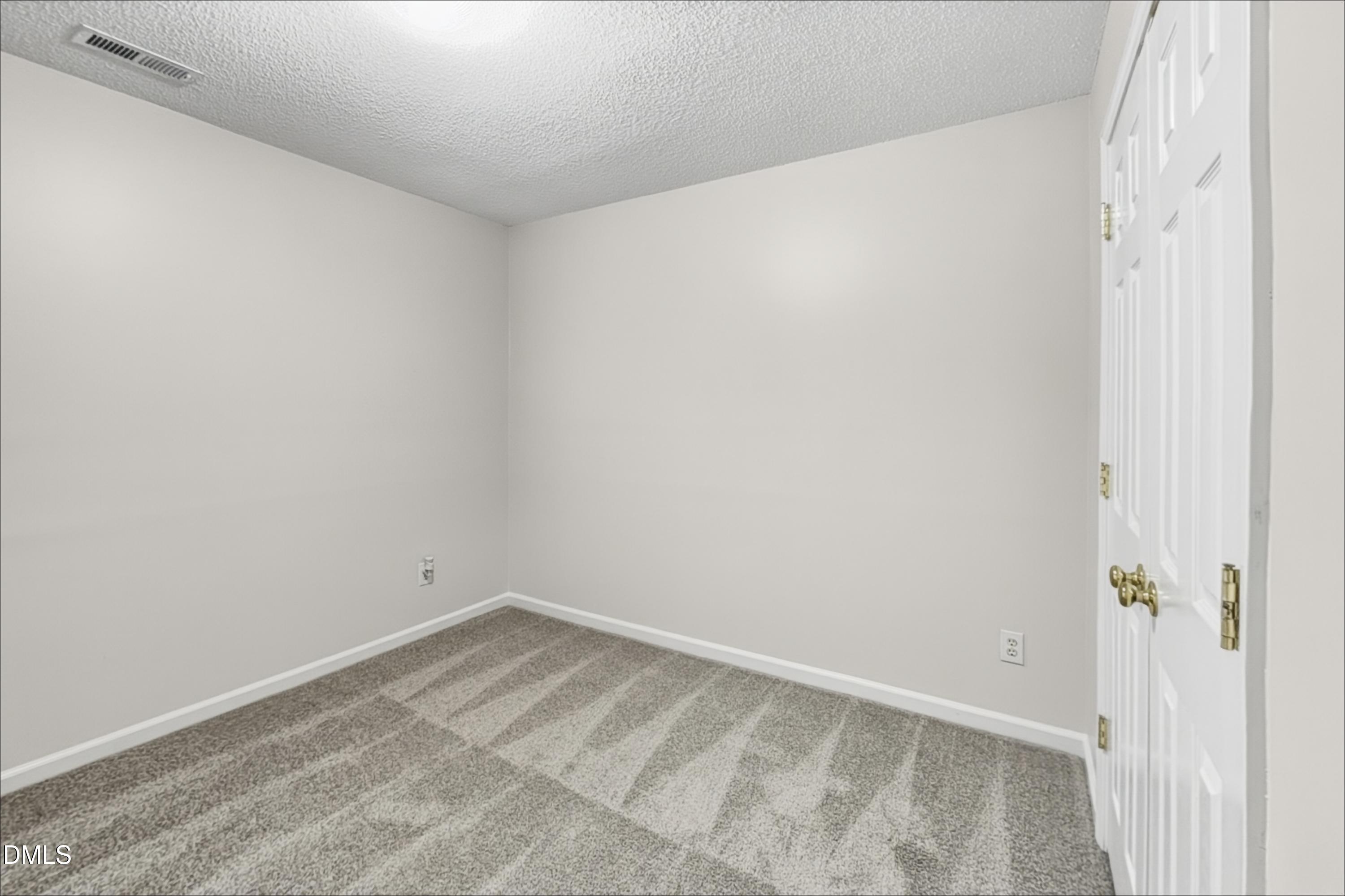 1489 Big Leaf Loop Property Photo 13