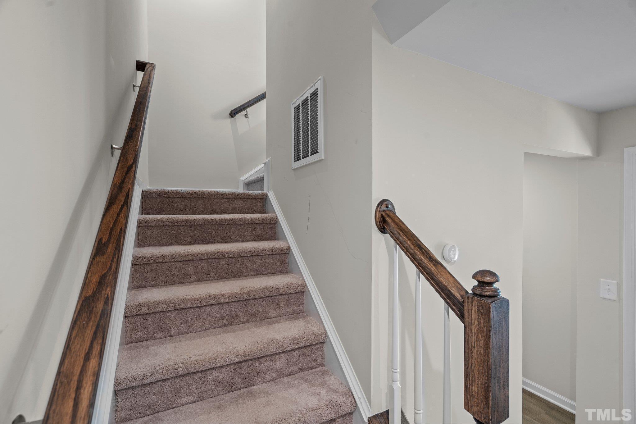 1509 Newpoint Drive Property Photo 20