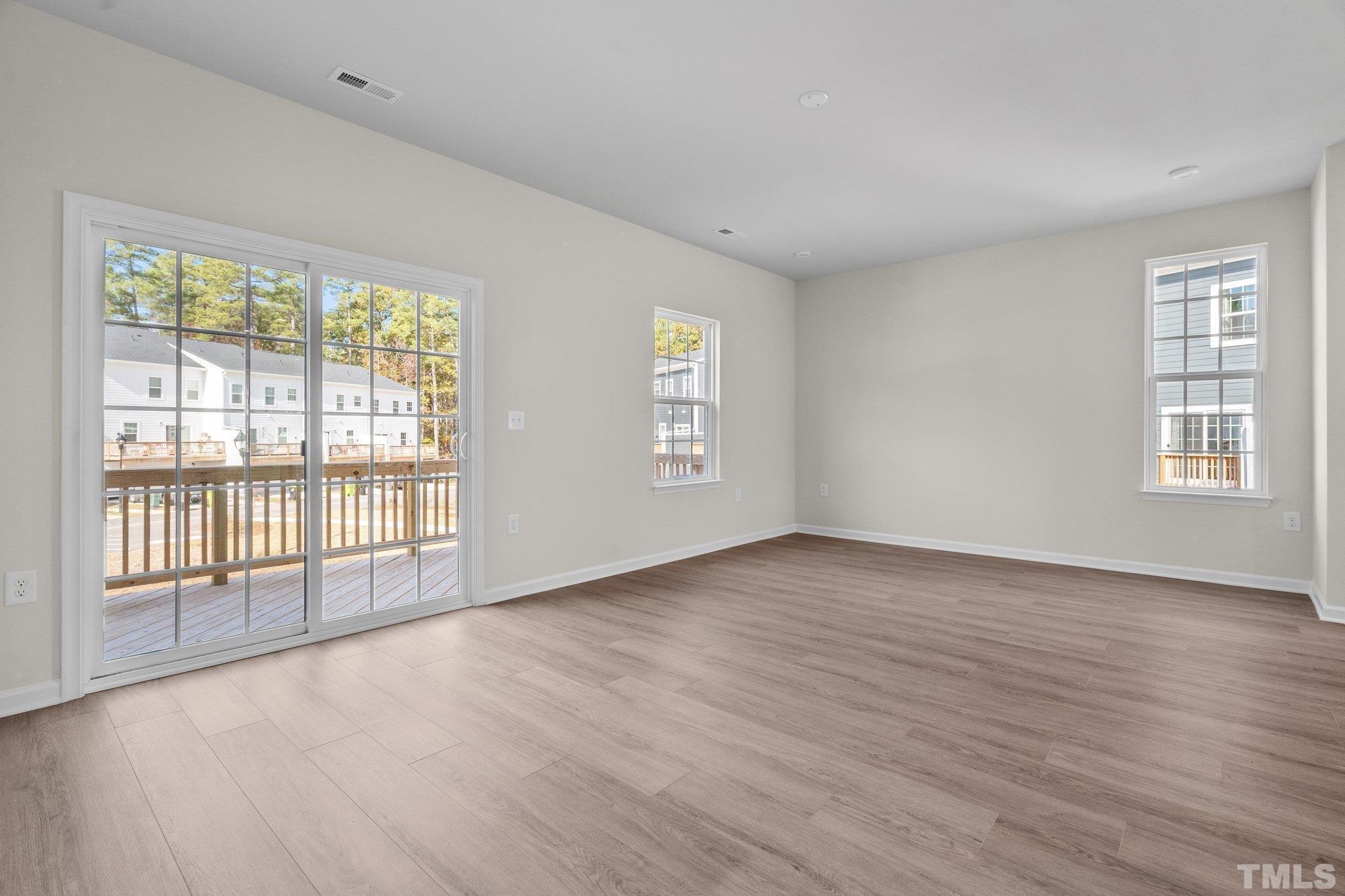 1509 Newpoint Drive Property Photo 37