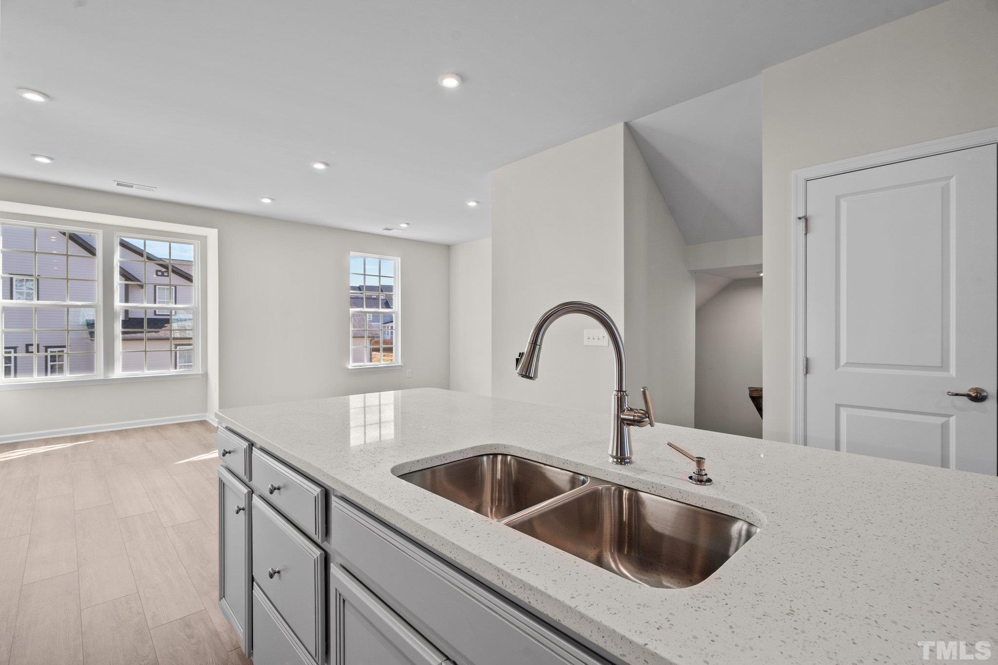 1509 Newpoint Drive Property Photo 43