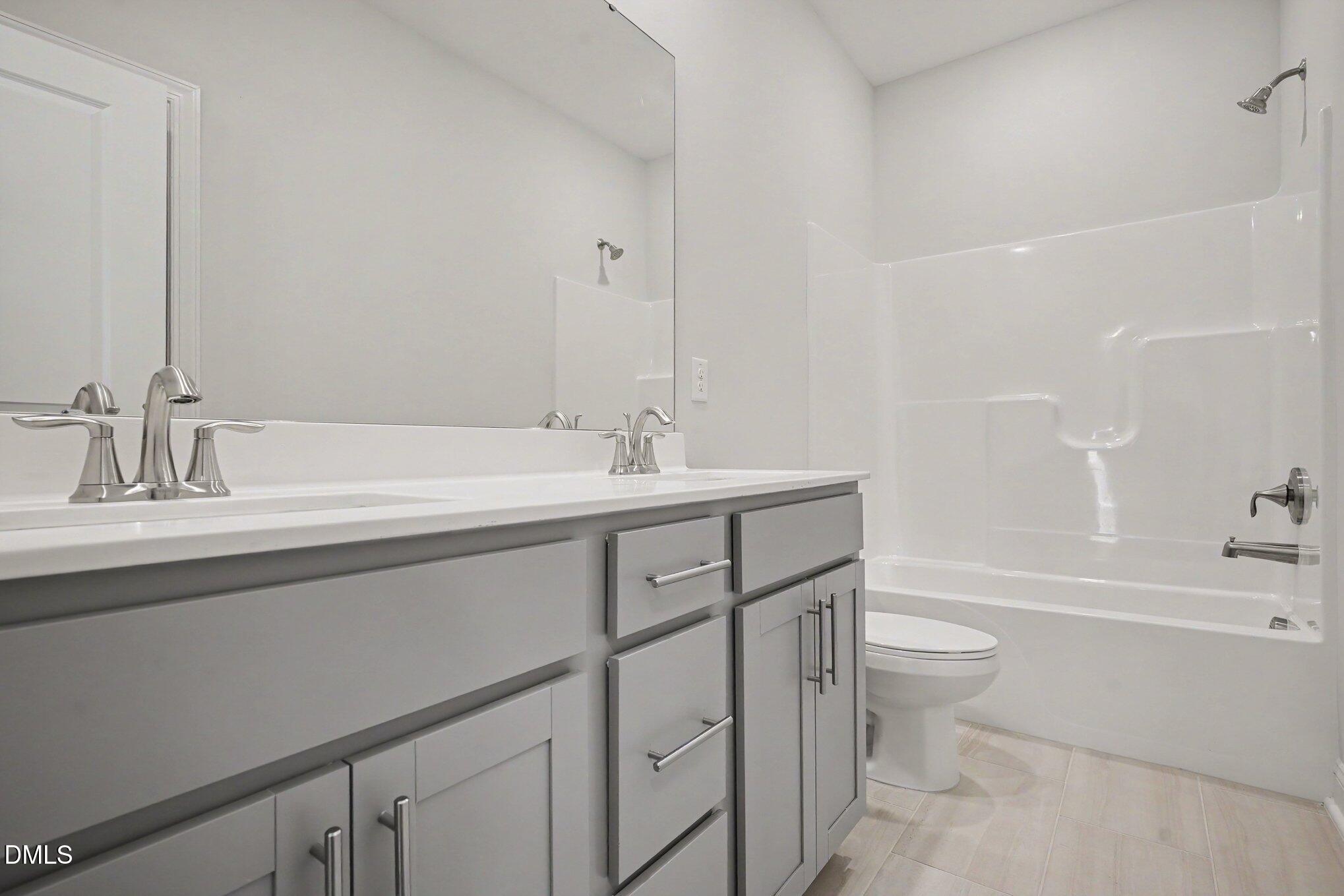 321 Golden Trace Drive Property Photo 12