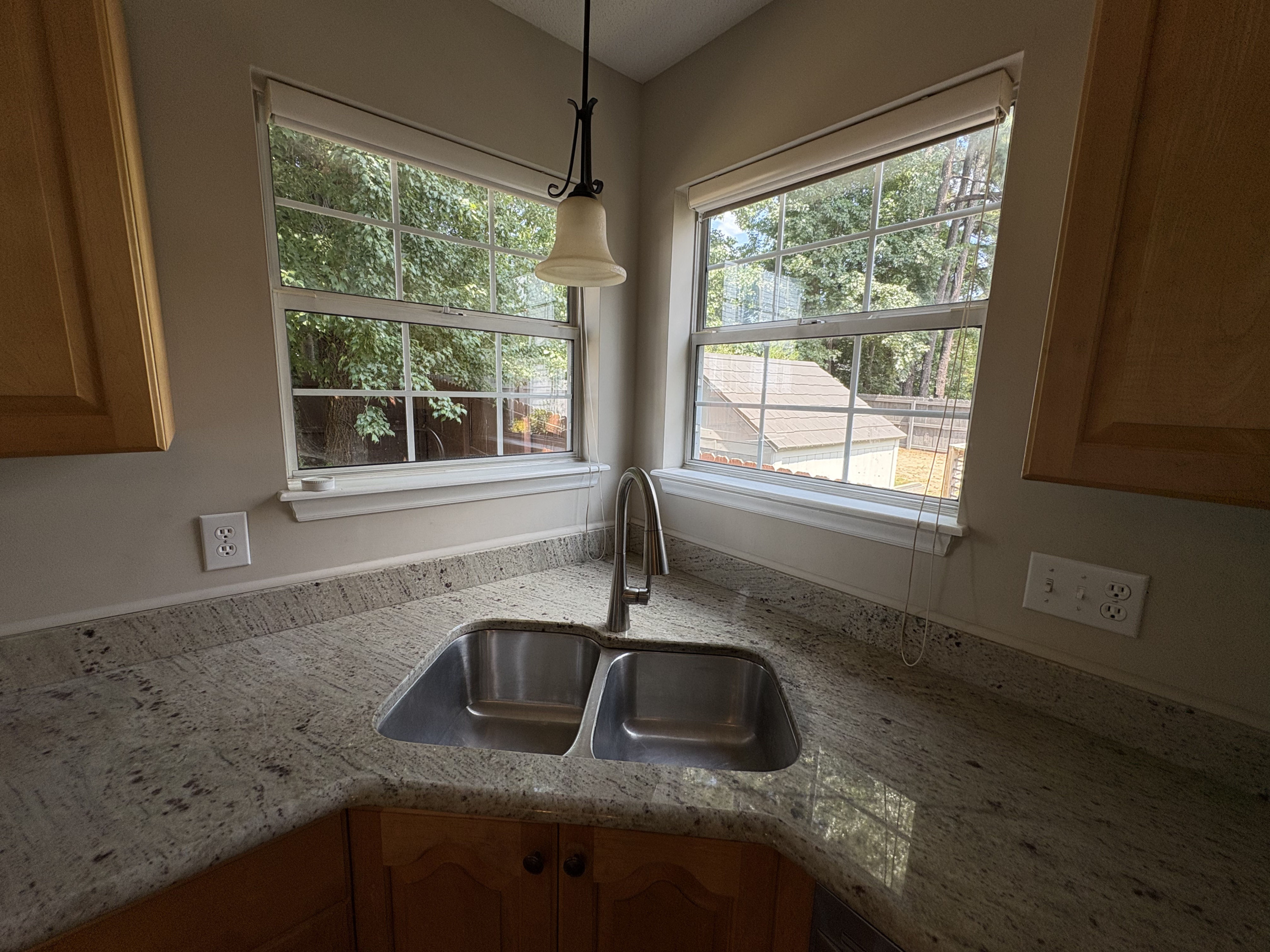 2505 Constitution Drive Property Photo 11