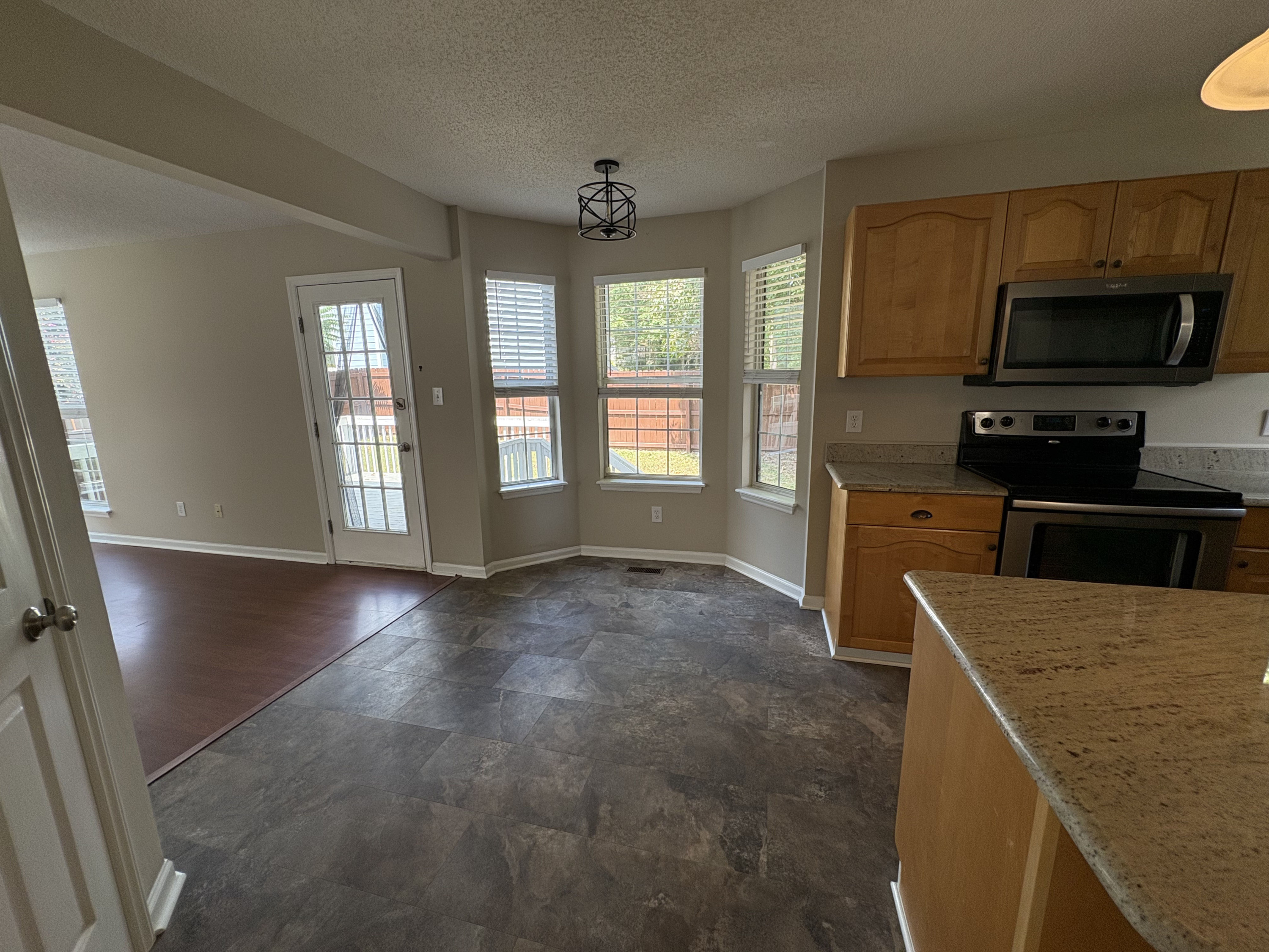 2505 Constitution Drive Property Photo 16