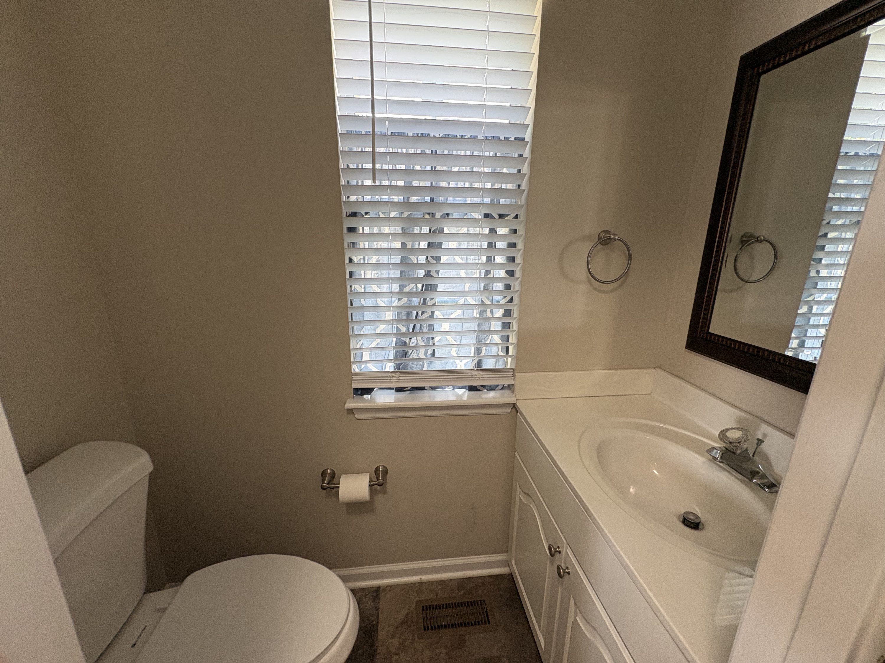 2505 Constitution Drive Property Photo 35