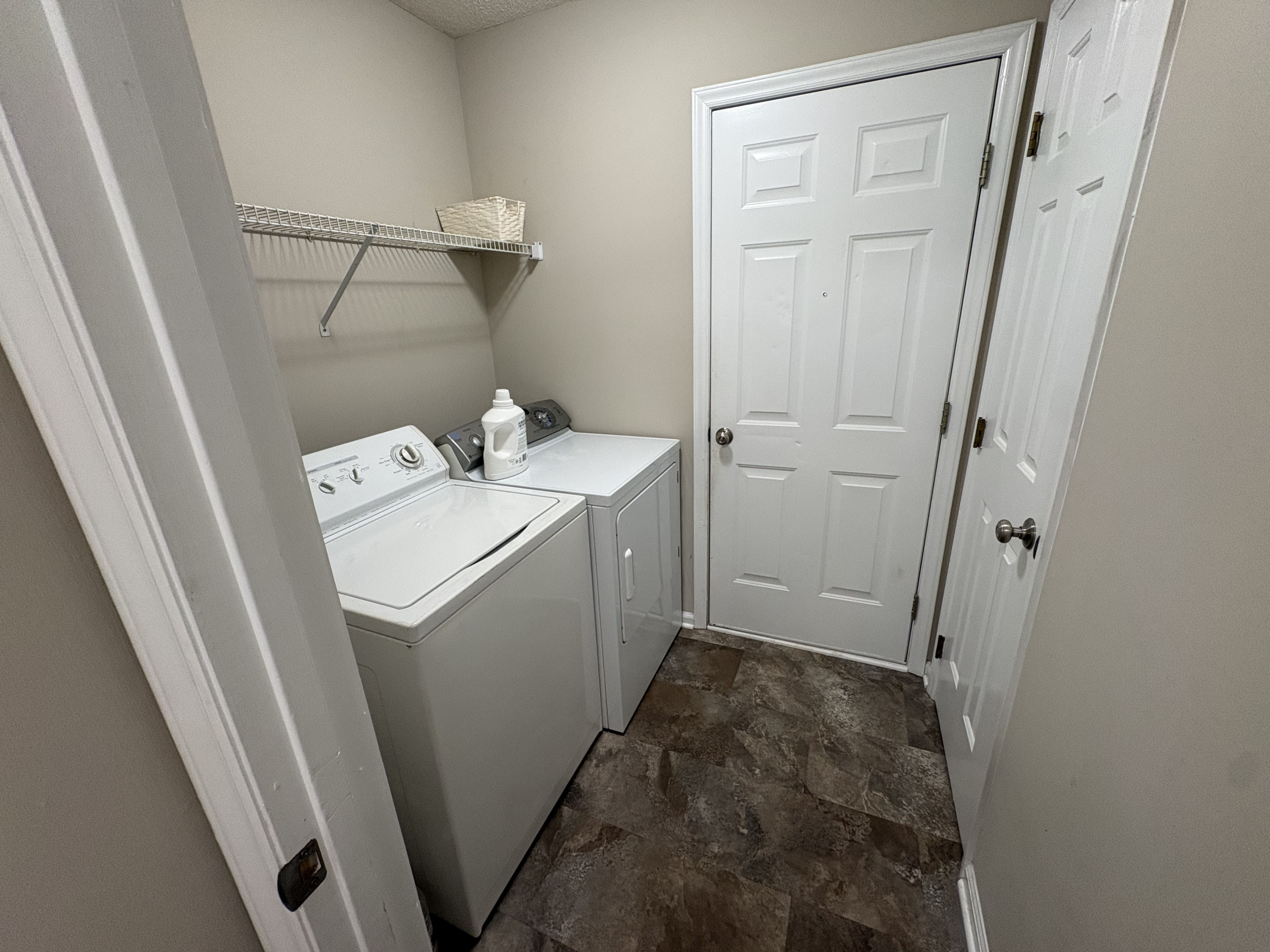 2505 Constitution Drive Property Photo 36