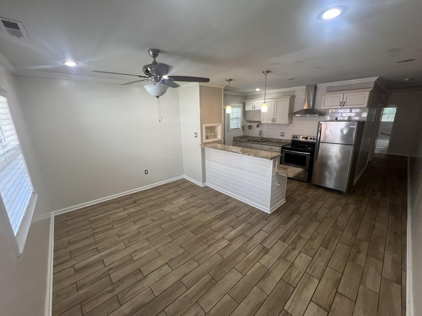 1464 Sawyer Road Property Photo 1