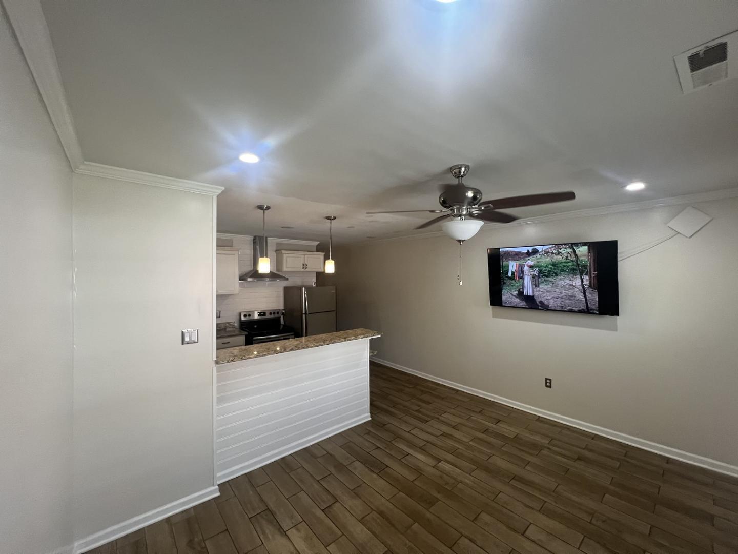 1464 Sawyer Road Property Photo 10