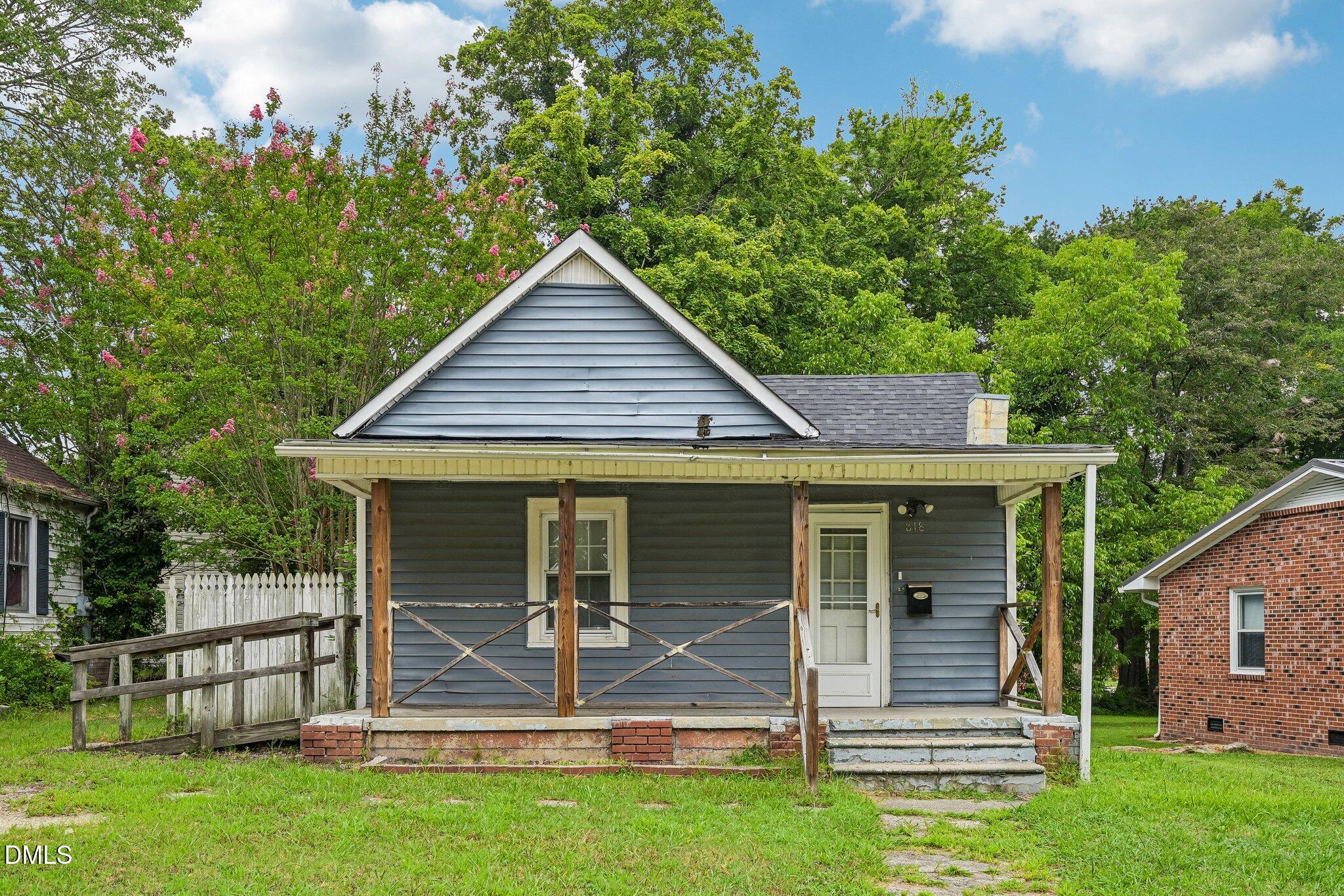 818 Dorsey Avenue Property Photo 1