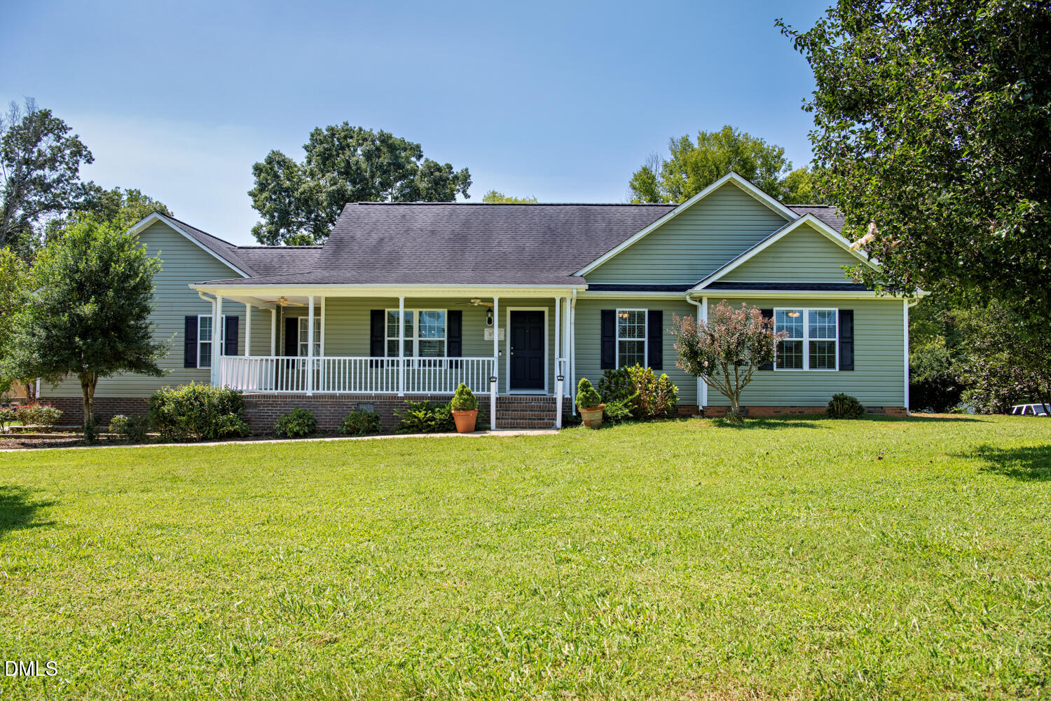 5235 Salem Woods Drive Property Photo 1