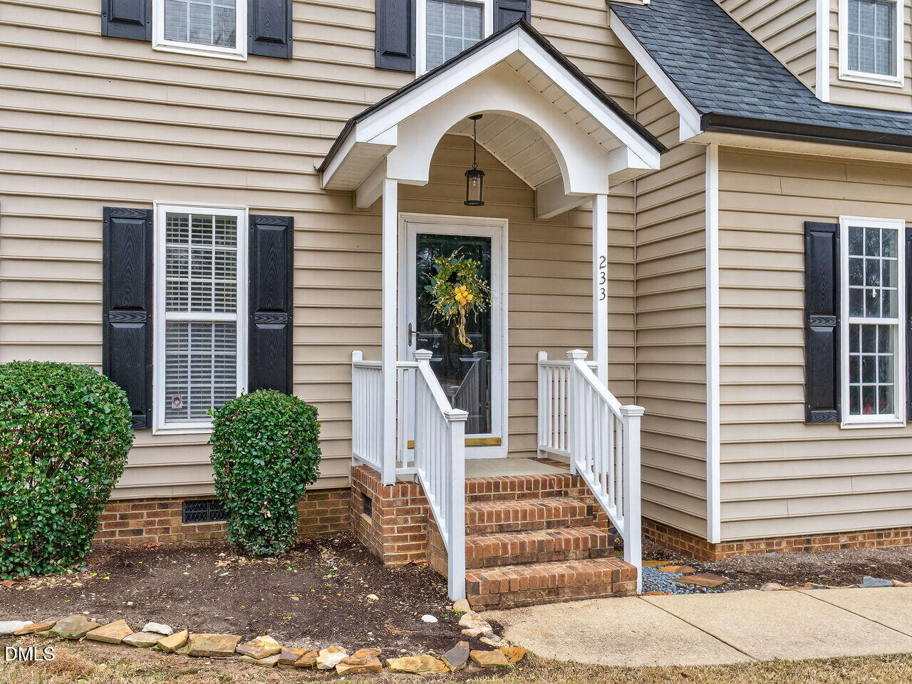233 Harvester Drive Property Photo 3