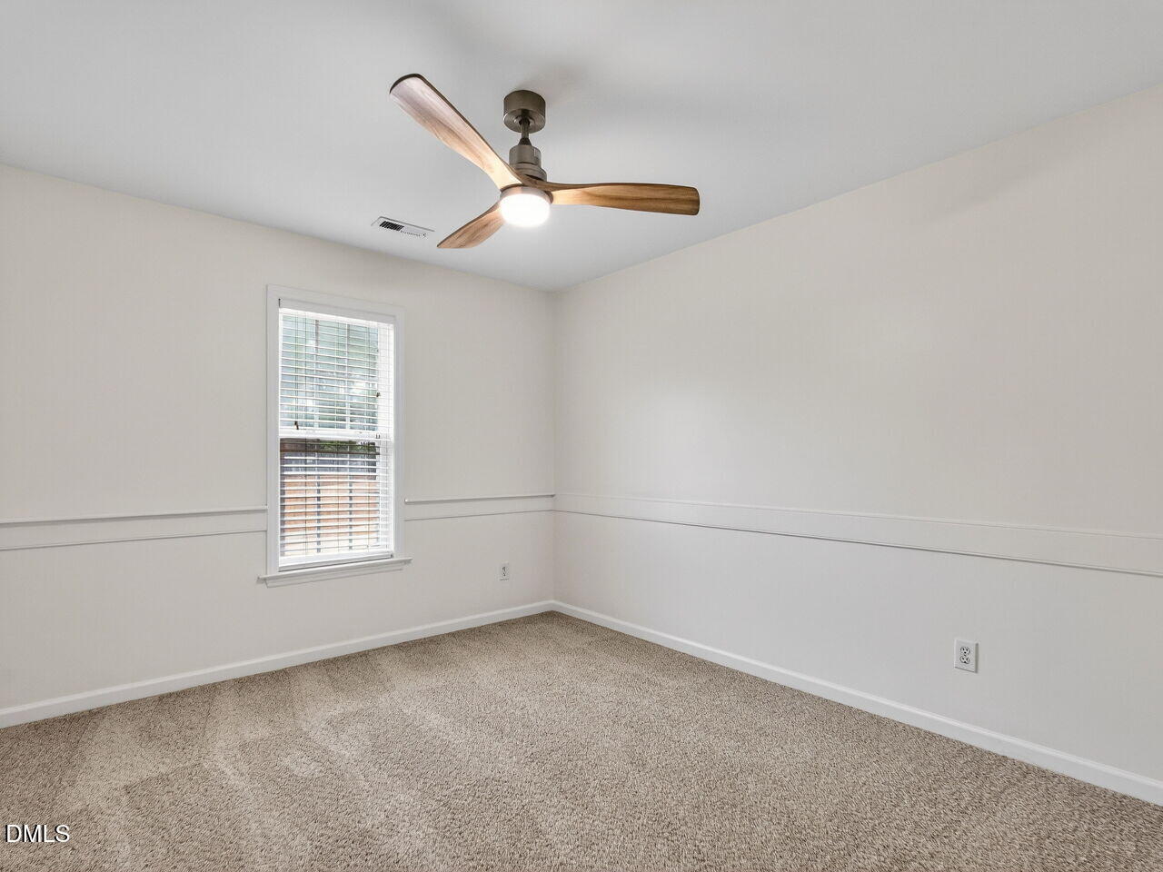 233 Harvester Drive Property Photo 14