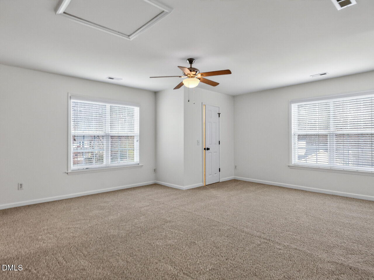 233 Harvester Drive Property Photo 17