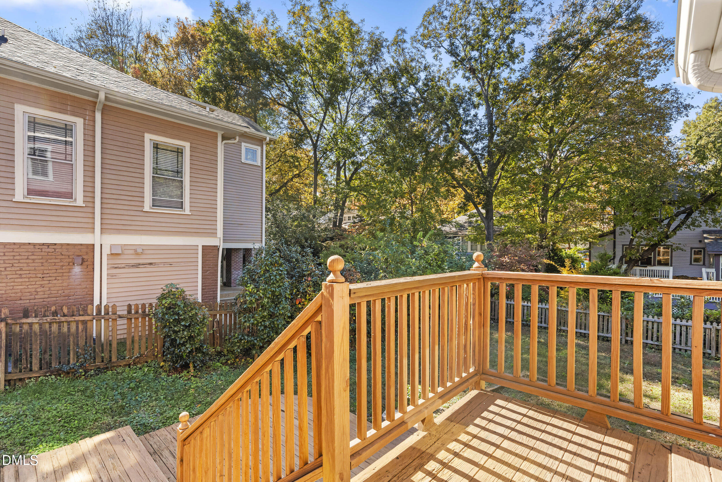 527 N East Street Property Photo 33