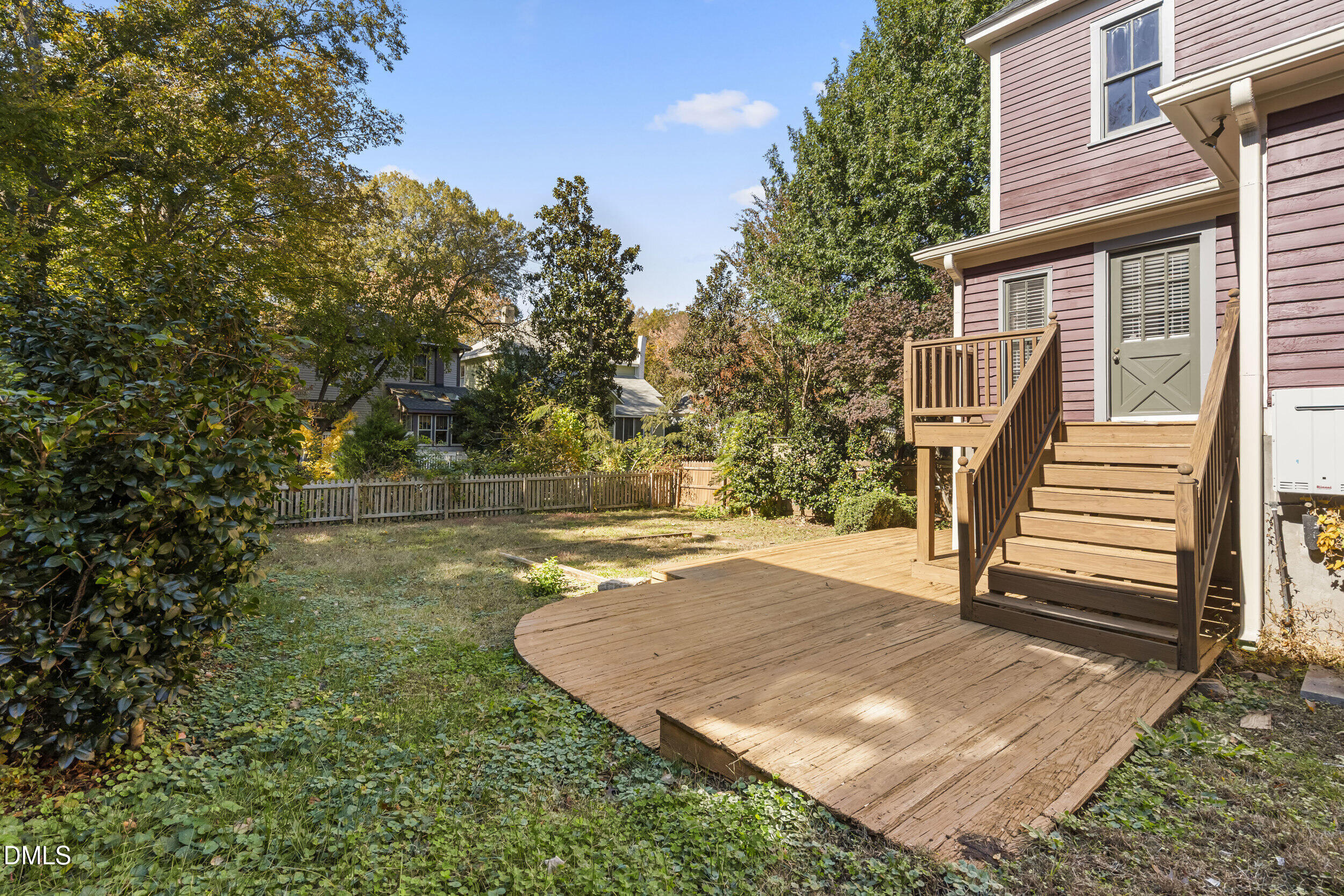 527 N East Street Property Photo 34
