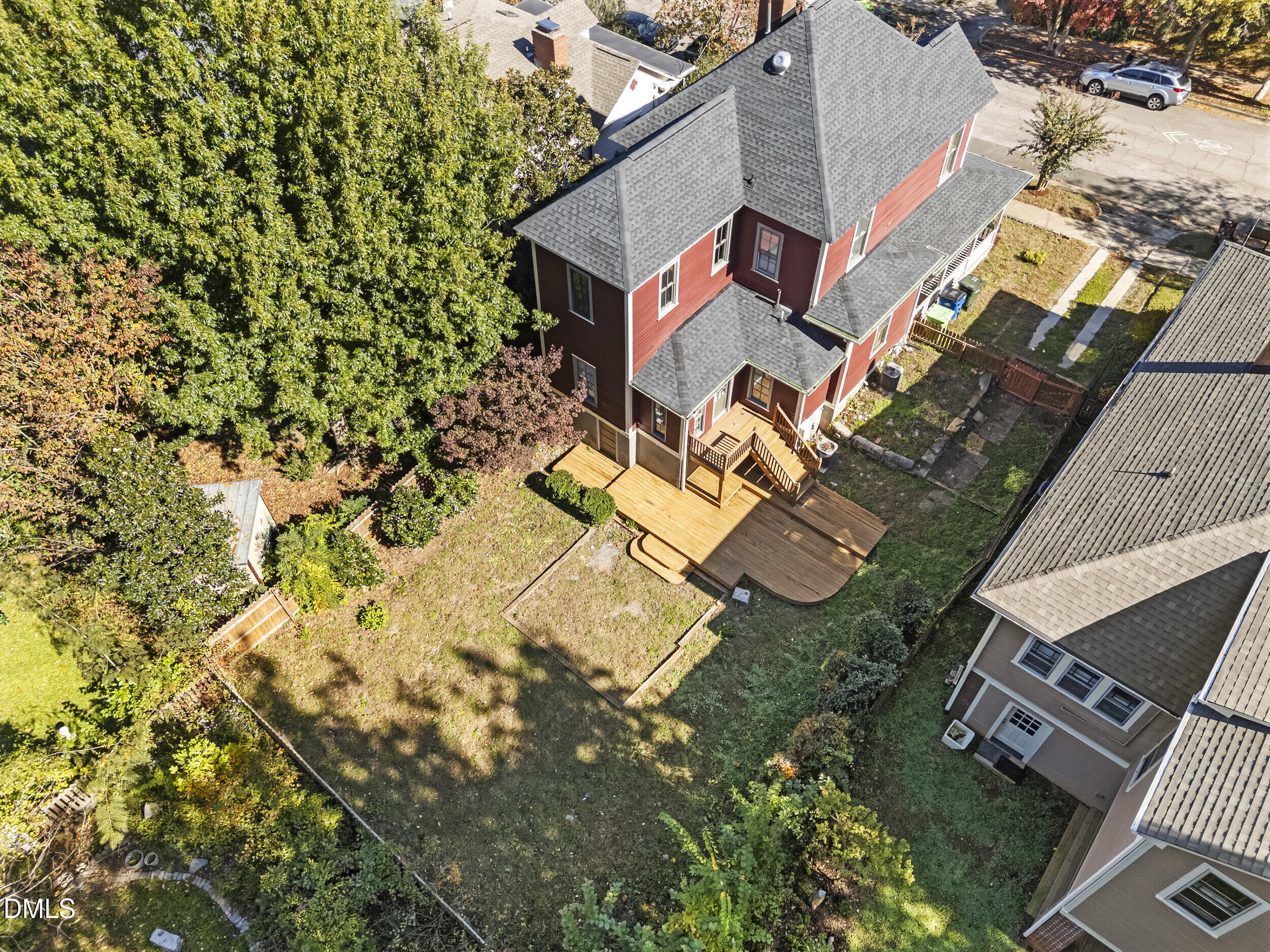 527 N East Street Property Photo 46