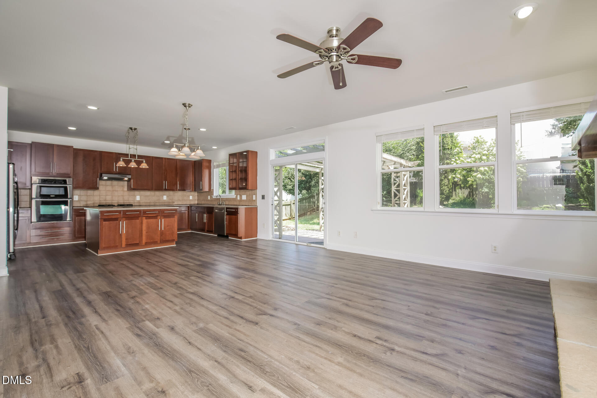 121 Averasboro Drive Property Photo 2