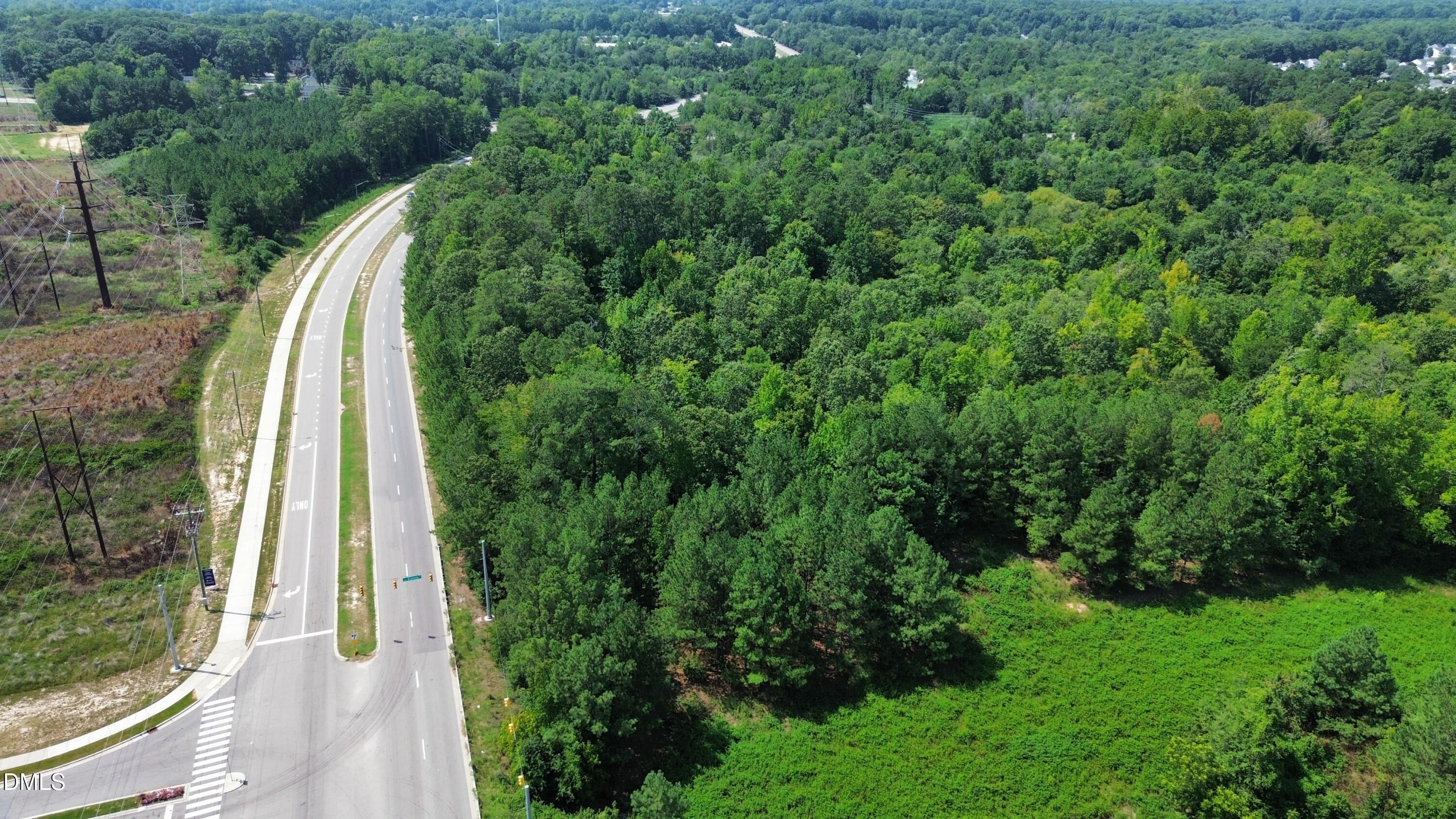 2230 S New Hope Road Property Photo 7