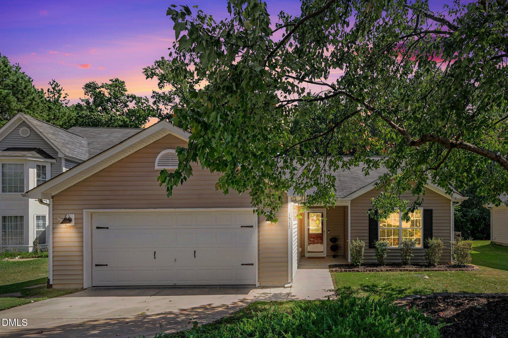 1517 Dexter Ridge Drive Property Photo 1