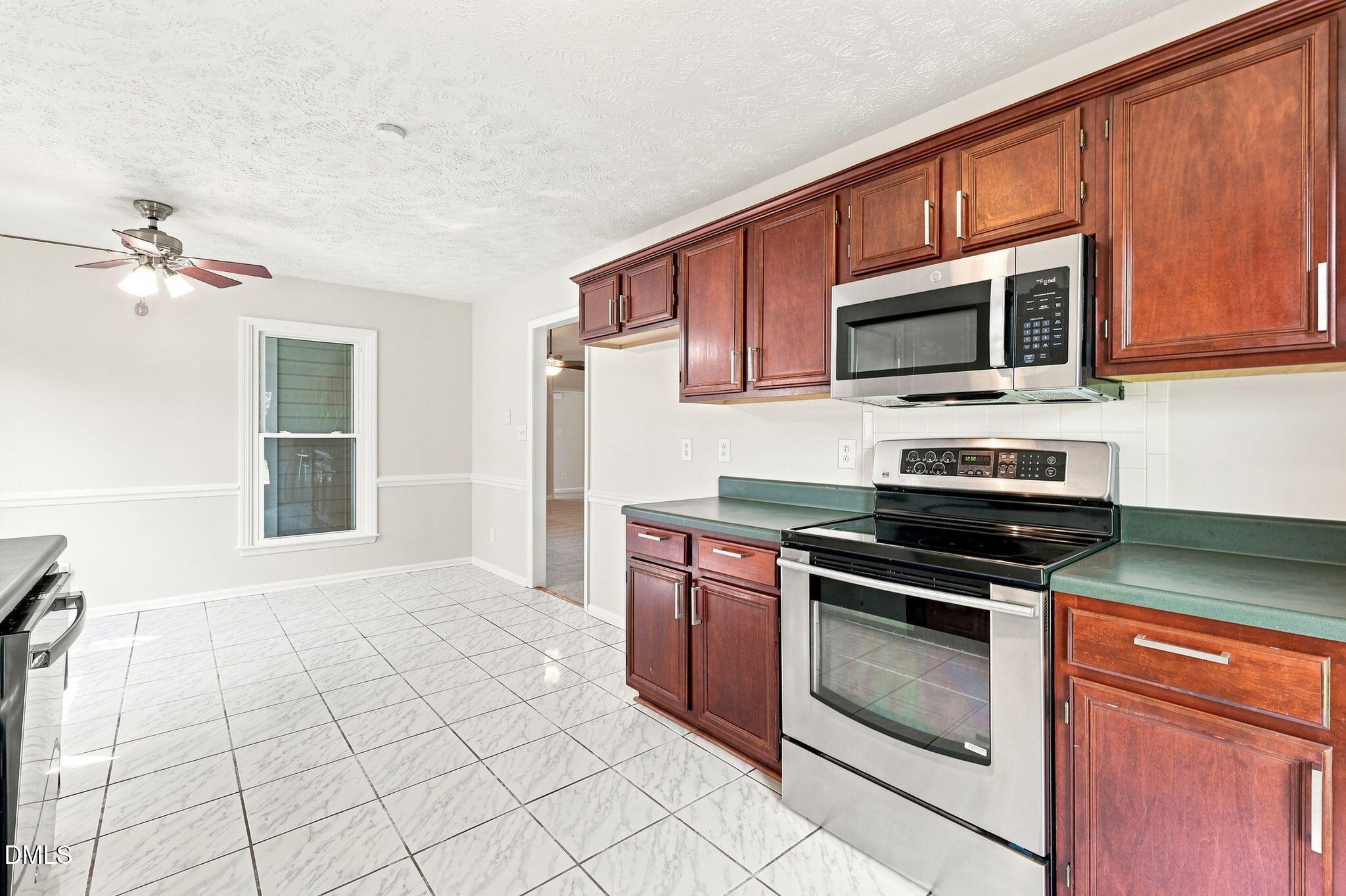 301 Larchmont Road Property Photo 18