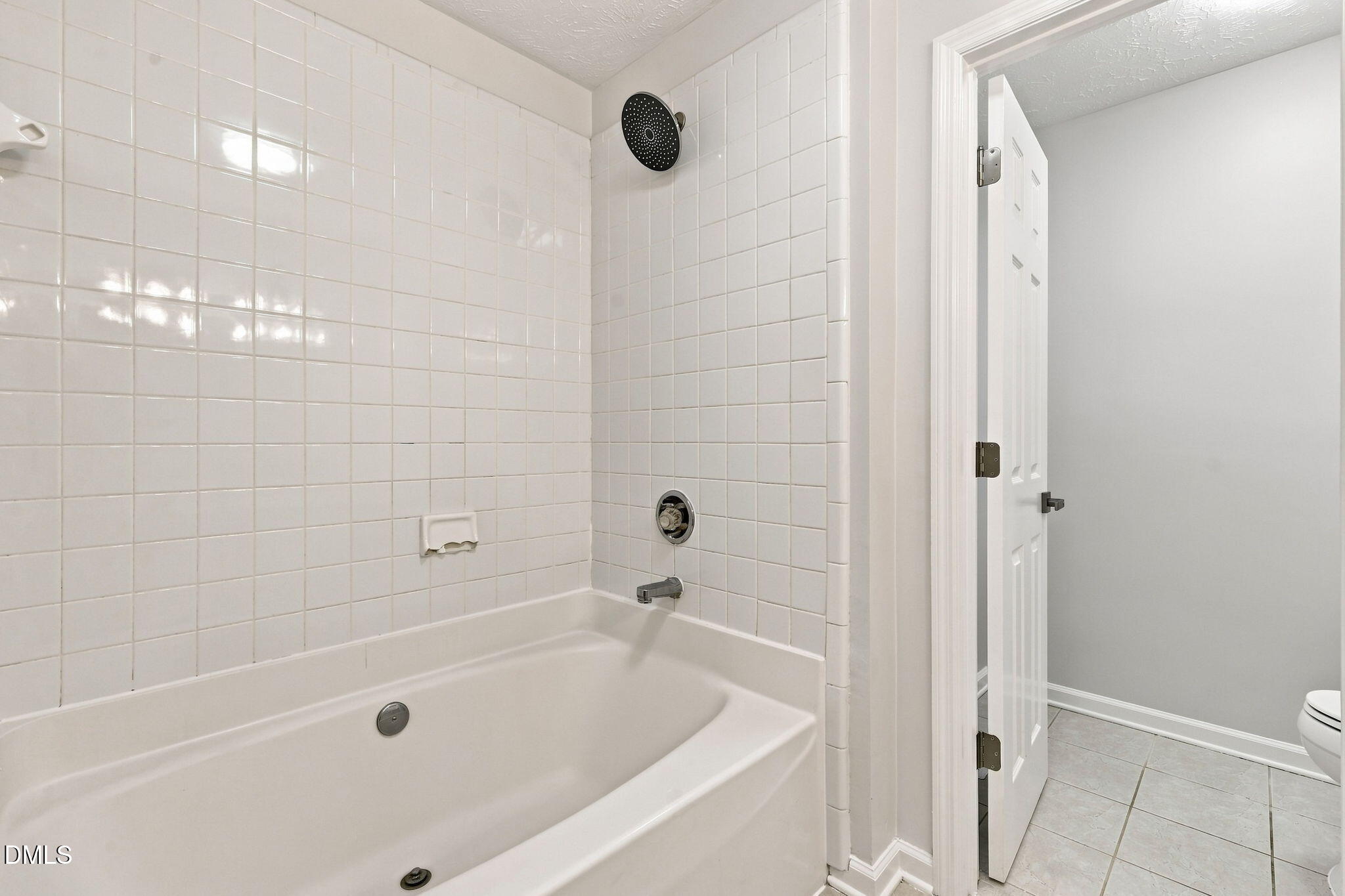 301 Larchmont Road Property Photo 27
