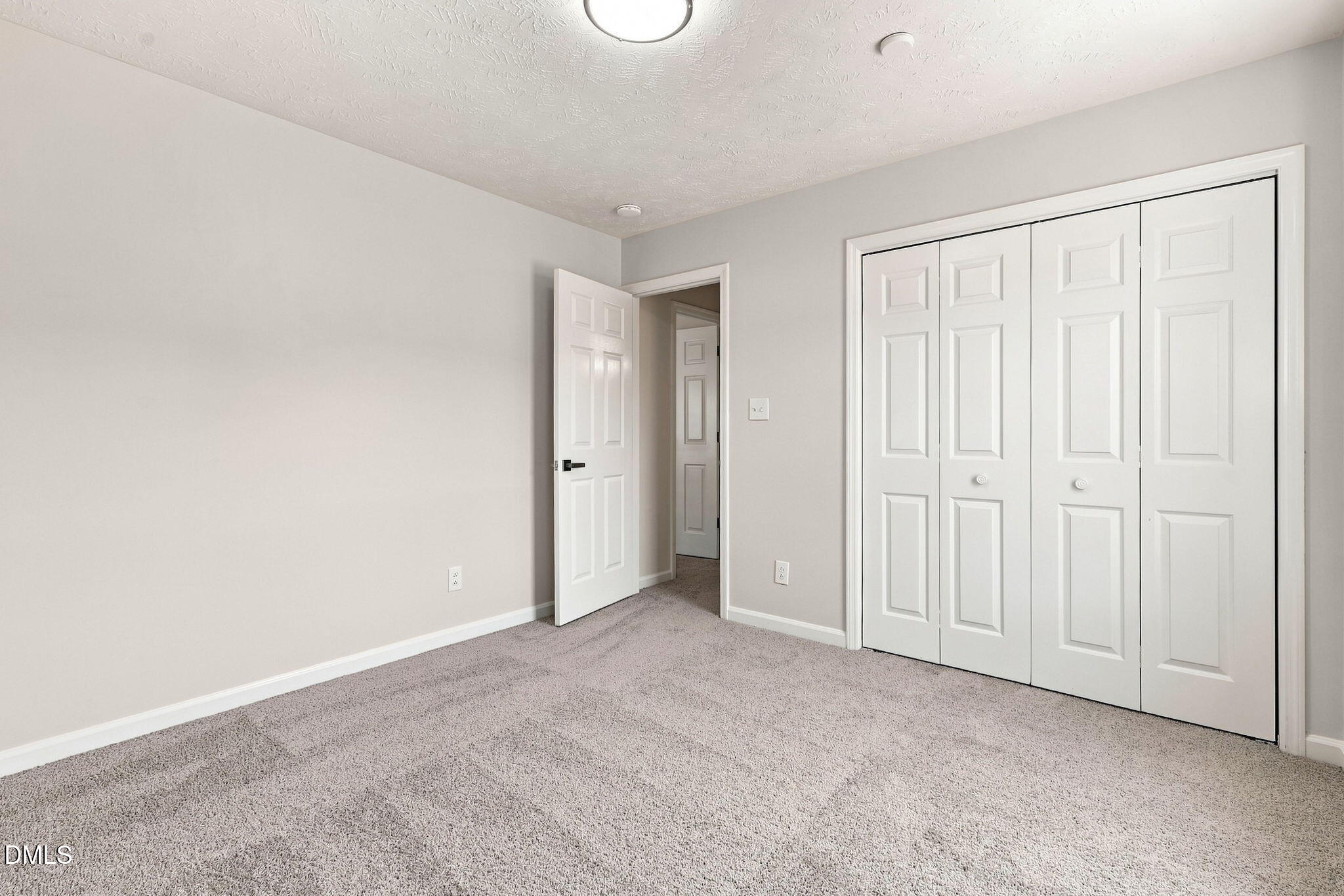 301 Larchmont Road Property Photo 29