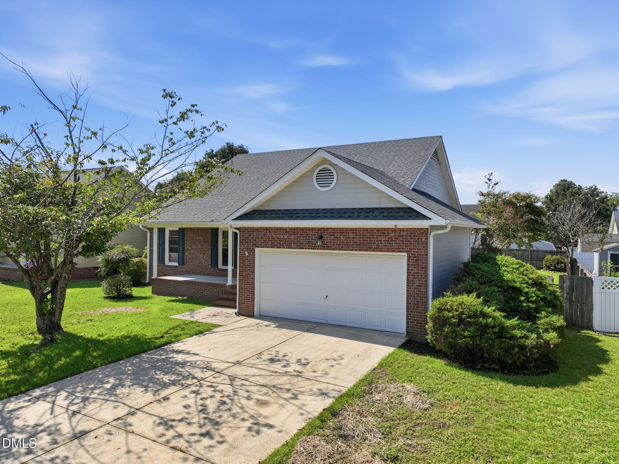 301 Larchmont Road Property Photo 47