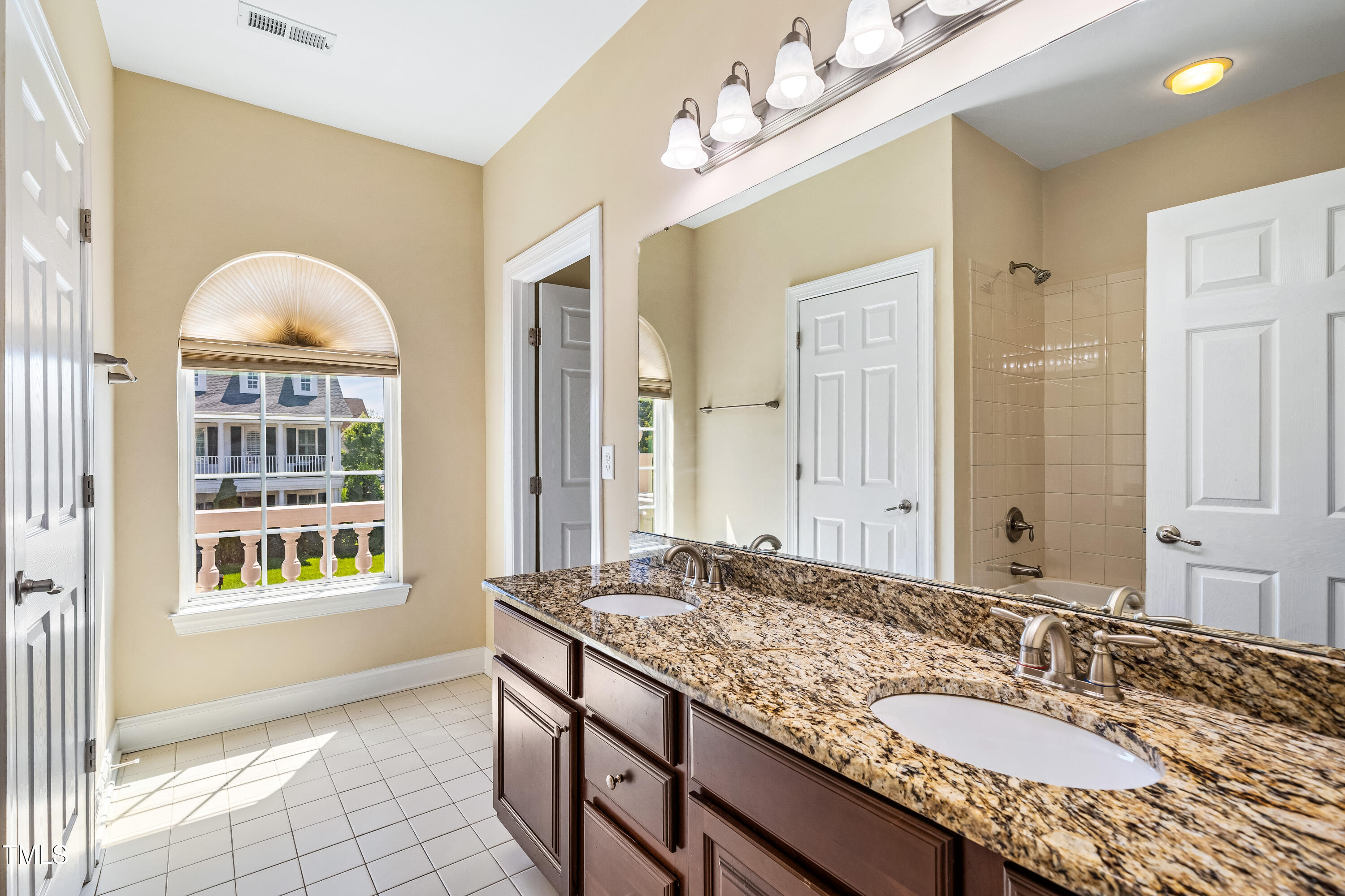 2129 Glade Valley Lane Property Photo 32