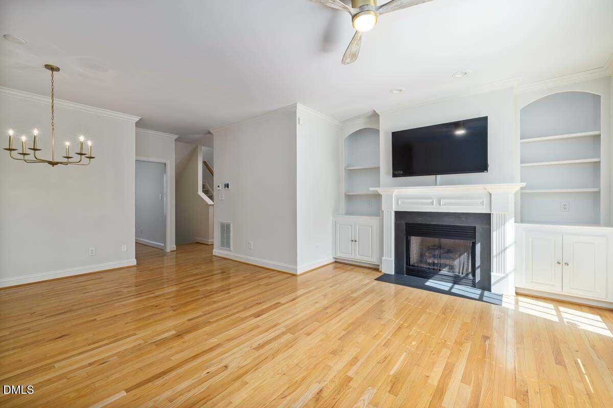 1300 Cameron View Court Property Photo 11