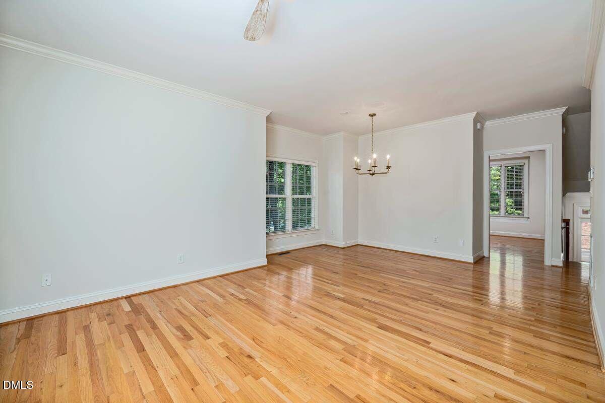 1300 Cameron View Court Property Photo 12