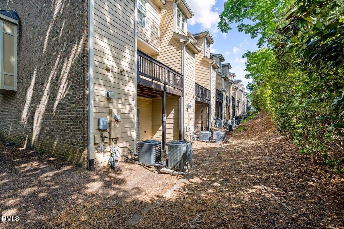 1300 Cameron View Court Property Photo 30