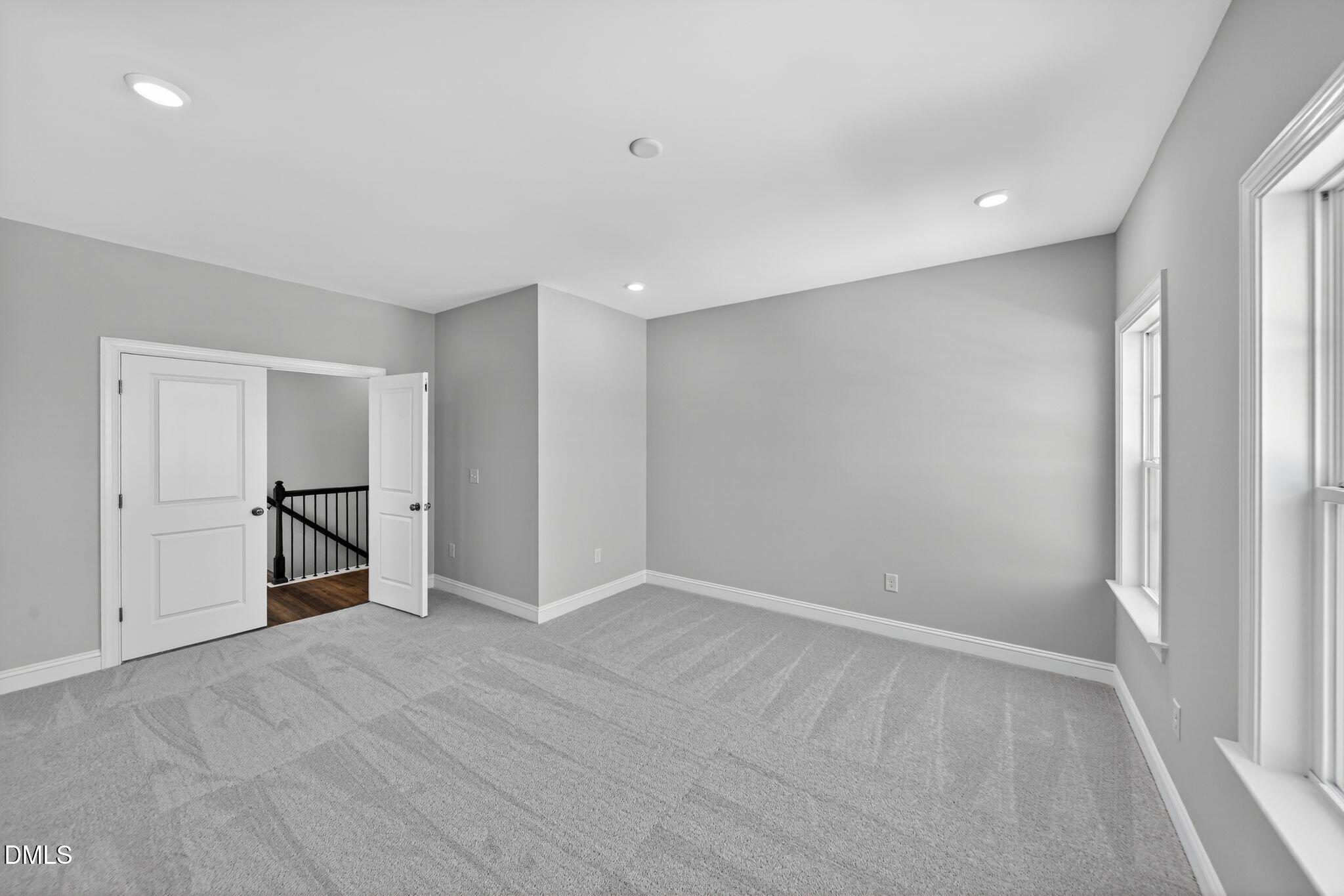 401 Rolling Pasture Lane Property Photo 14