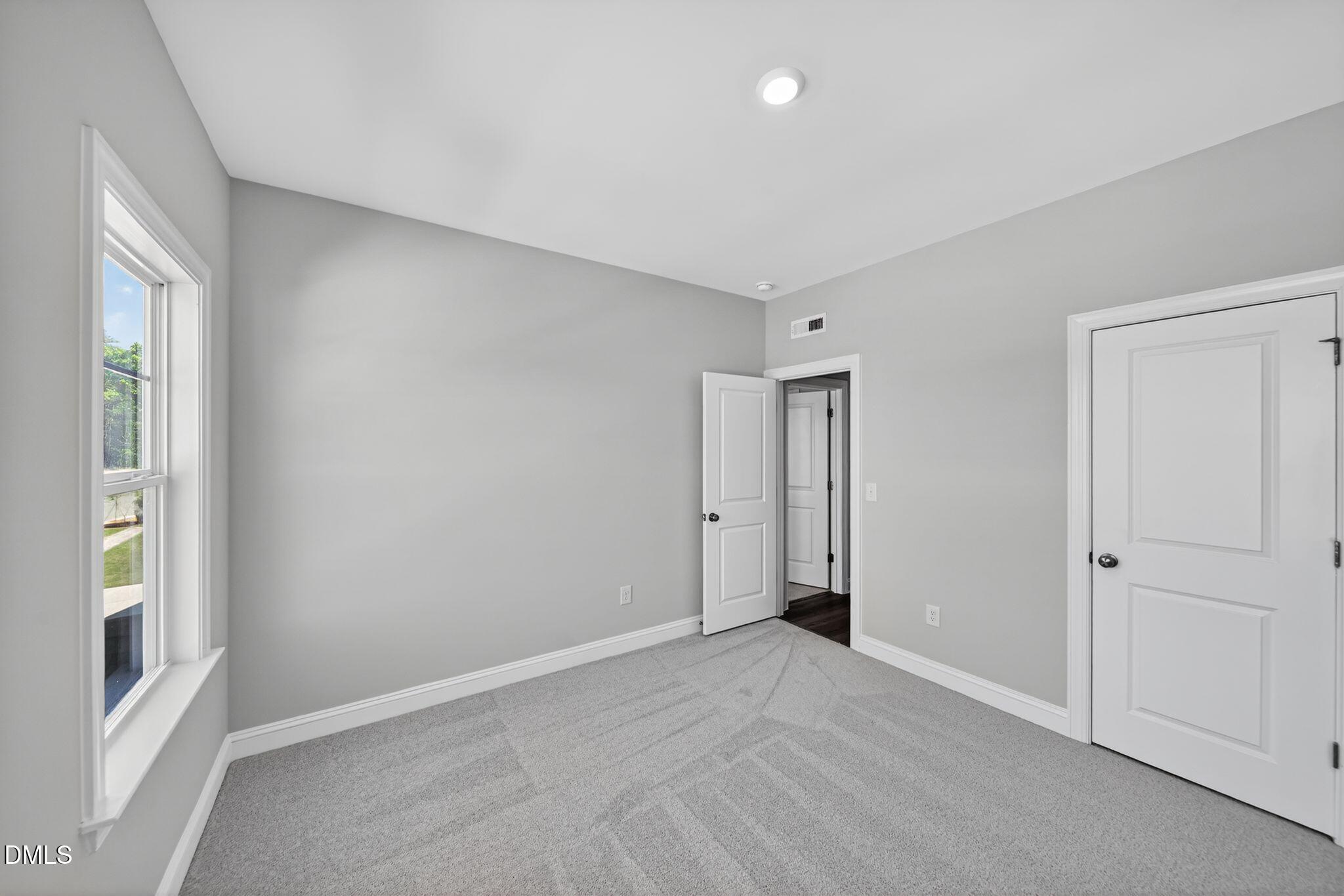 401 Rolling Pasture Lane Property Photo 19