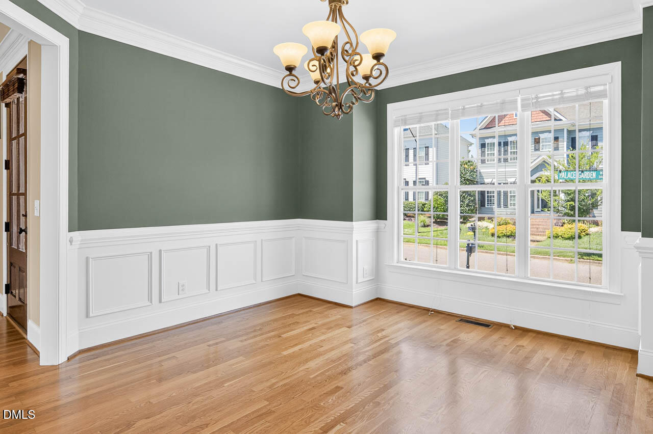 1305 Palace Garden Way Property Photo 6